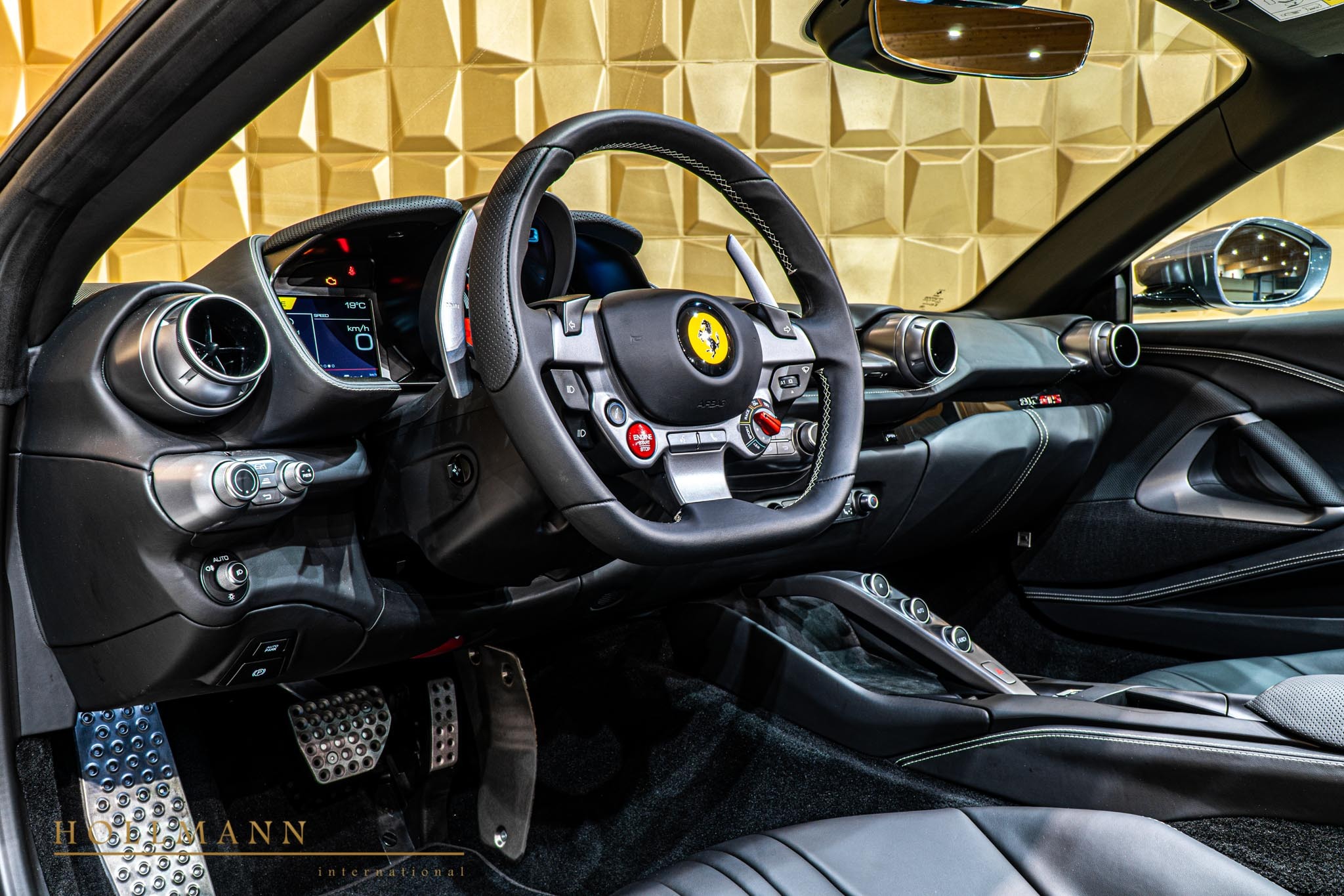 2022 Ferrari 812 GTS, 14/20