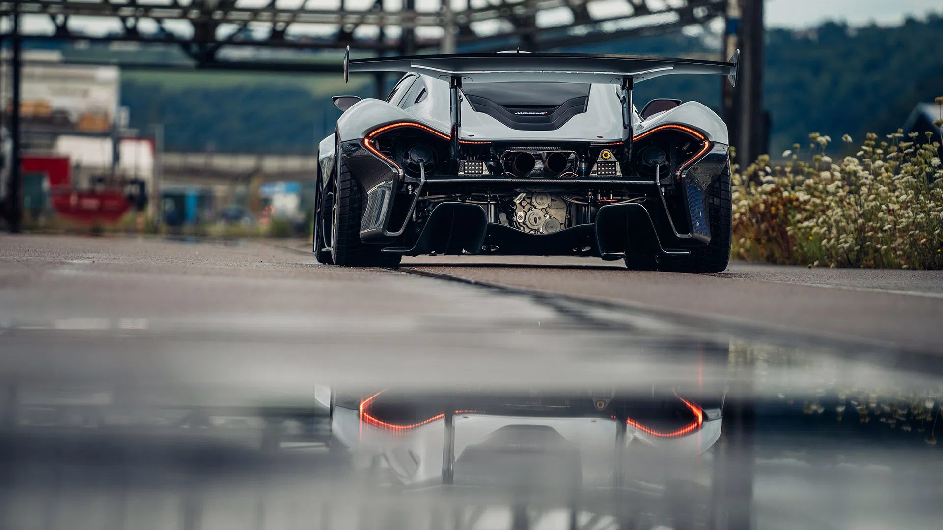 2015 MCLAREN P1 GTR for sale, exterior, Silber metallic