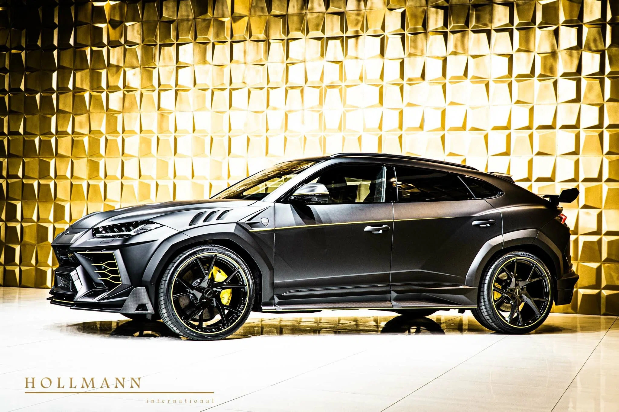 2022 Mansory Urus Venatus for sale, exterior