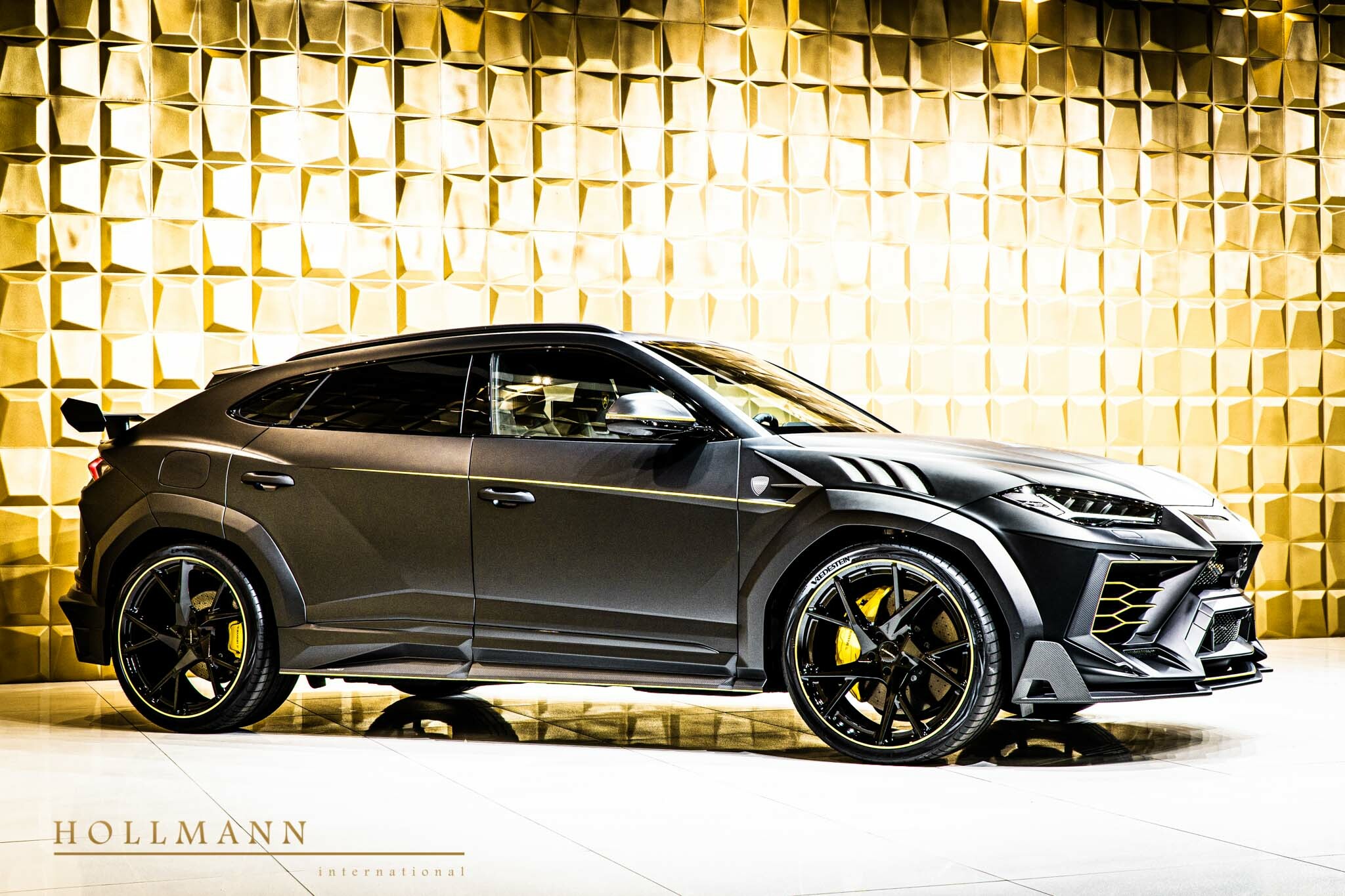 2022 Mansory Urus Venatus, 17/18