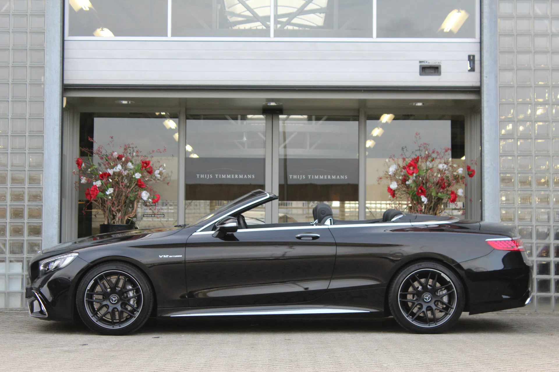 2017 Mercedes-AMG S 65 Cabriolet for sale, exterior, Black