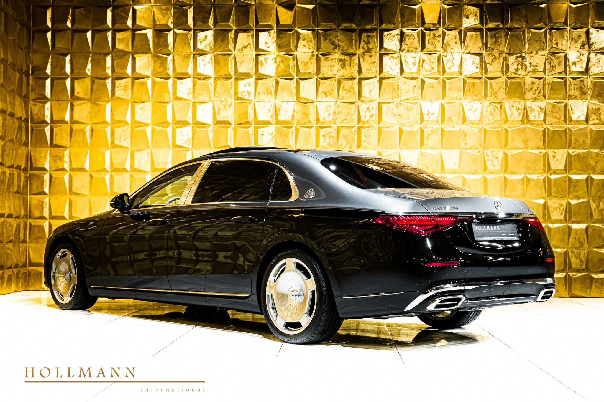 2022 Mercedes-Maybach S 580, 2/19