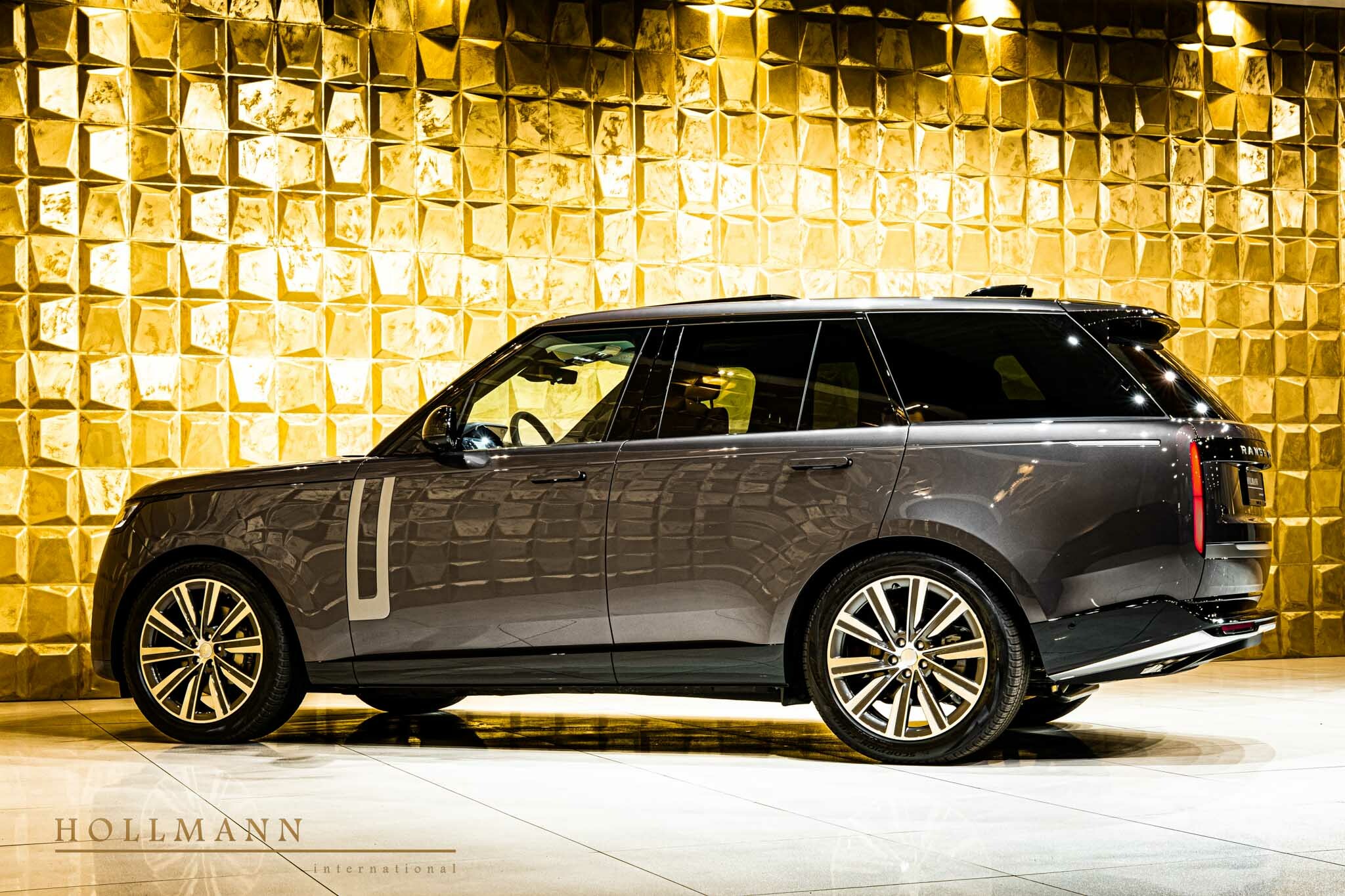 2022 Land Rover Range Rover D350 HSE, 18/19