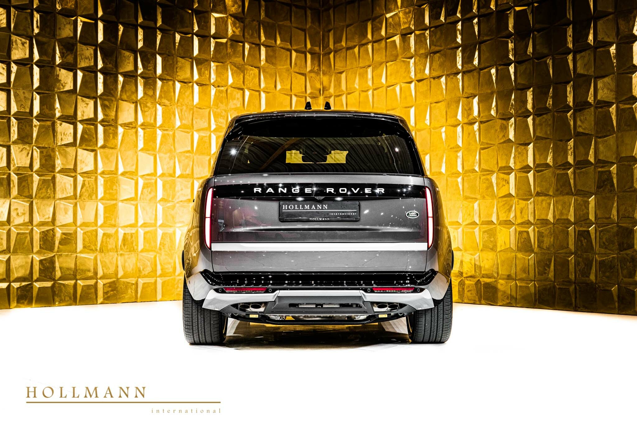 2022 Land Rover Range Rover 4.4 P530 First Edition, 3/18