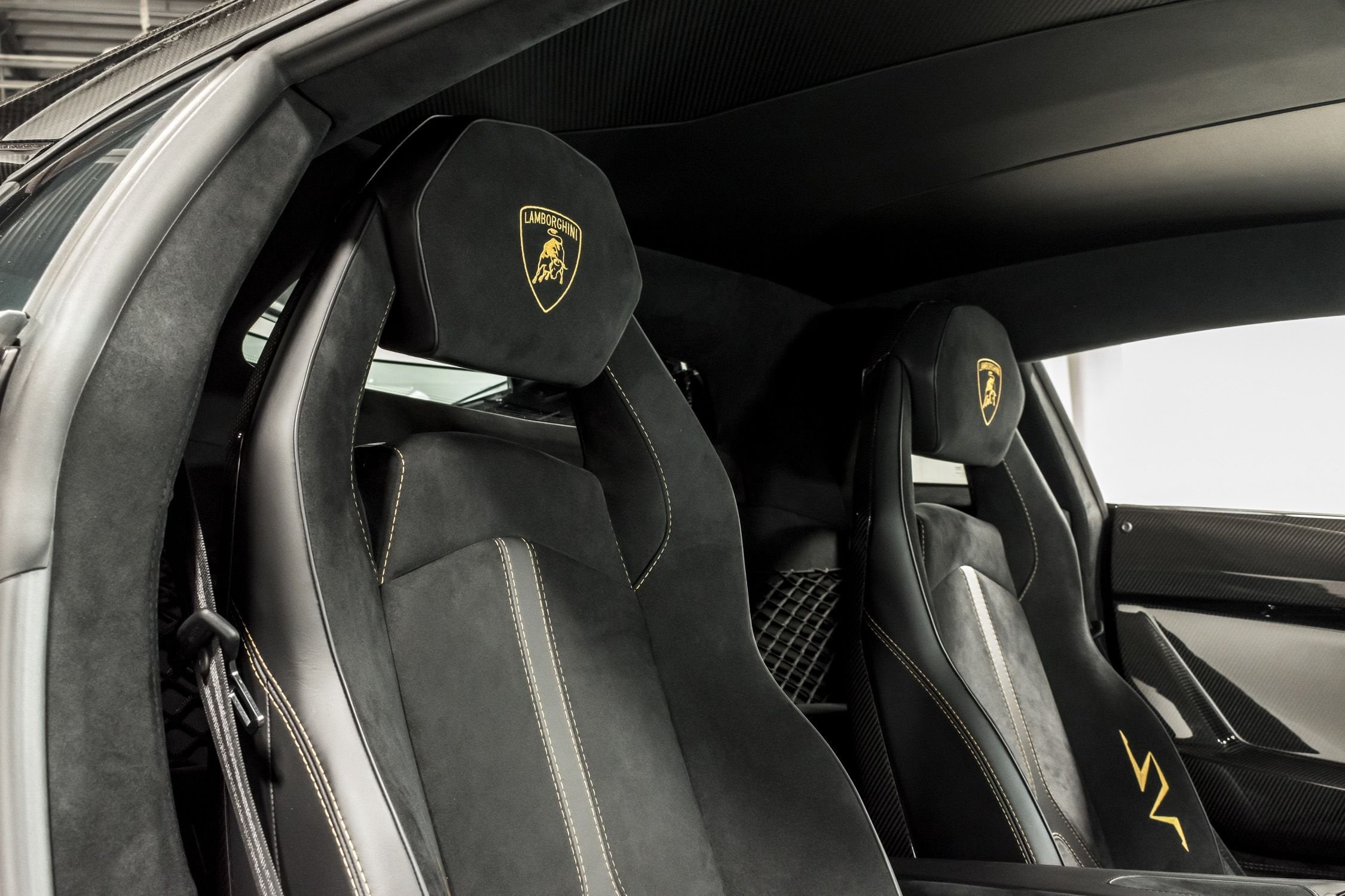 2017 Lamborghini Aventador SV LP 750-4, 9/28