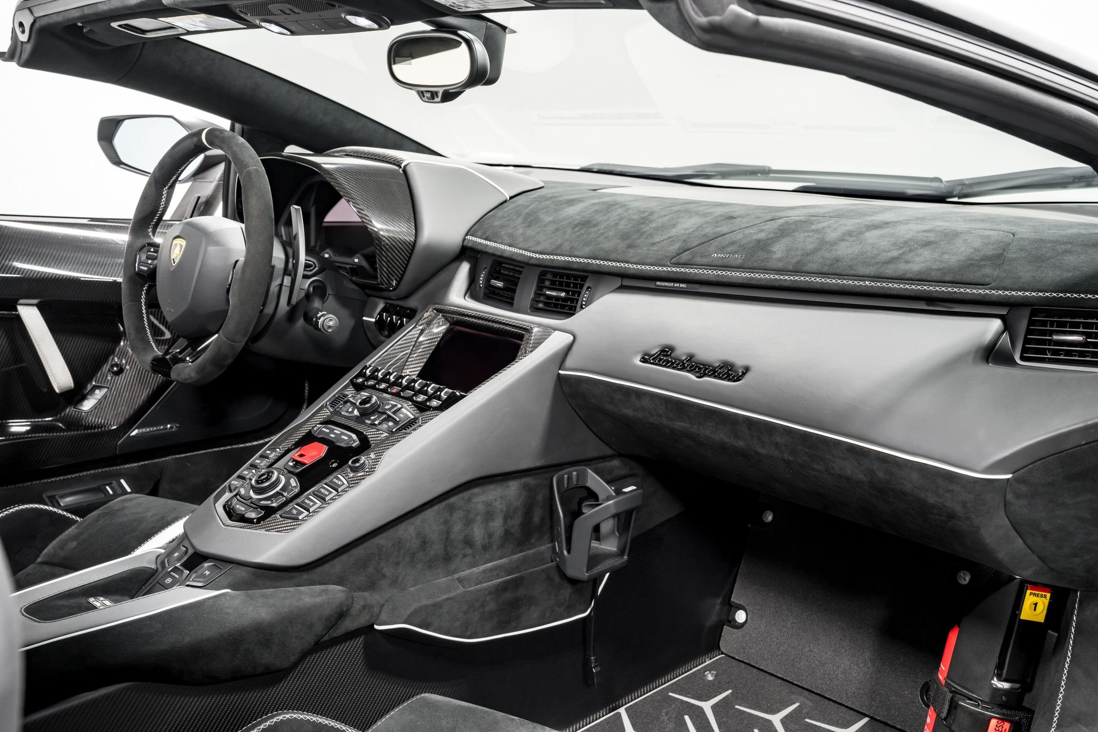 2020 Lamborghini Aventador SVJ Roadster, 15/19