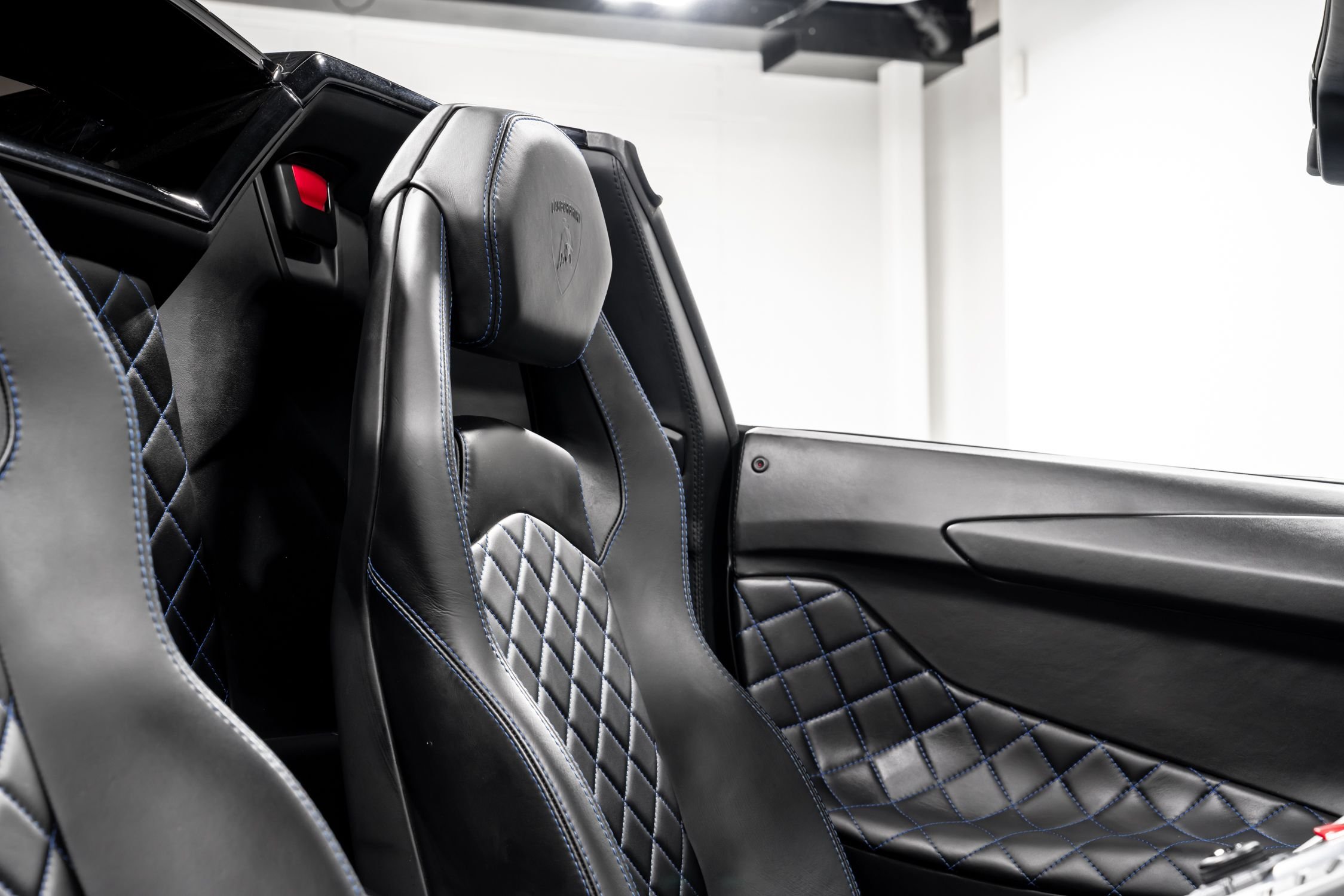 2018 Lamborghini Aventador S Roadster, 19/24