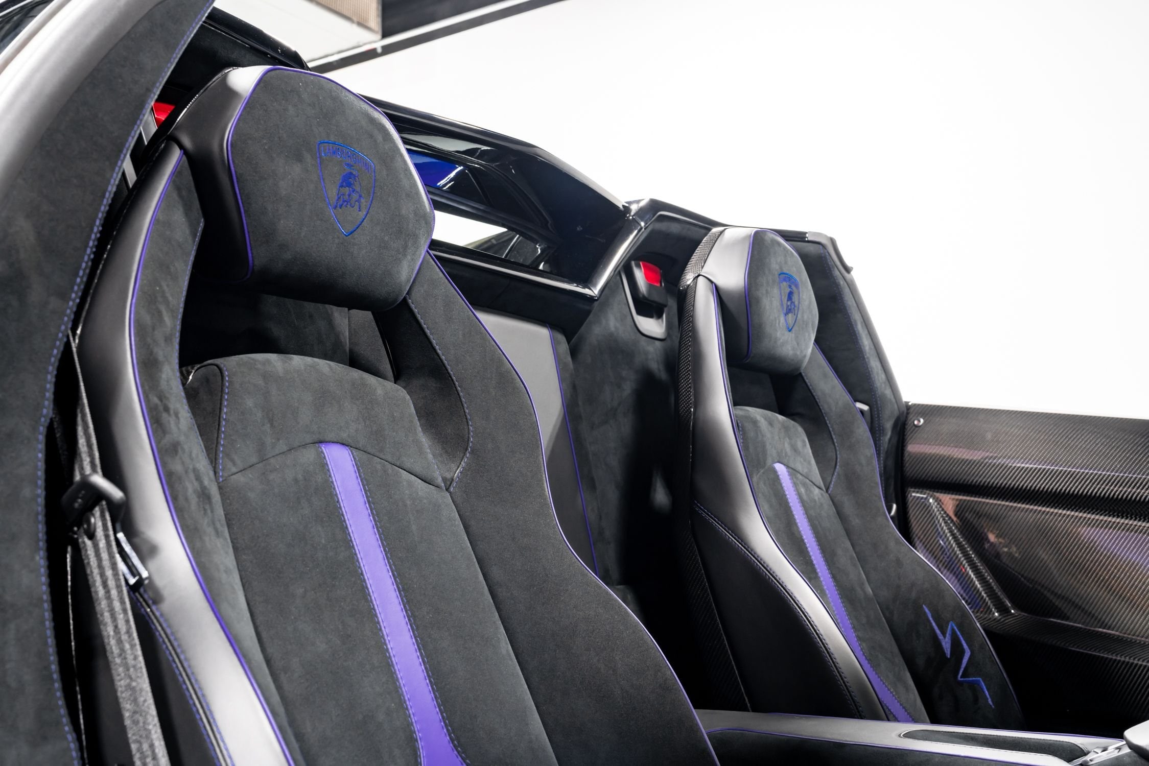 2016 Lamborghini Aventador SV Roadster, 17/24