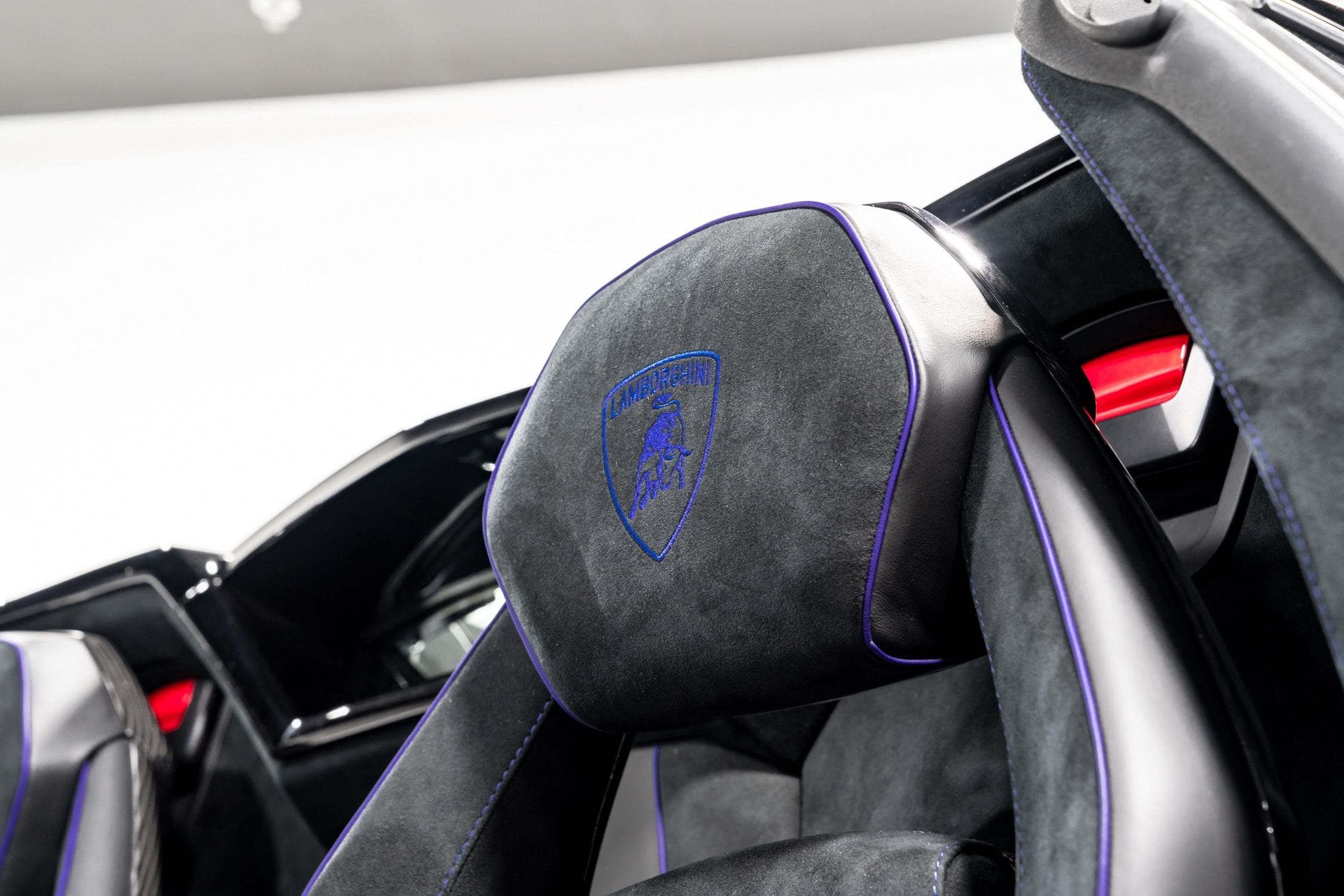 2016 Lamborghini Aventador SV Roadster, 21/24