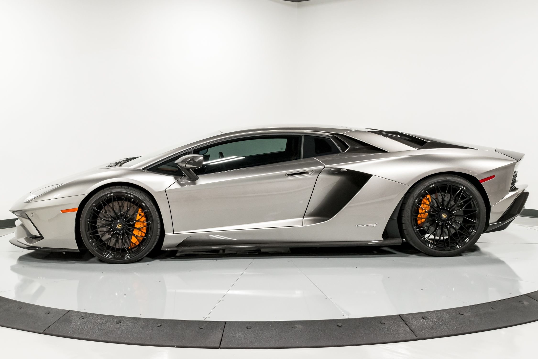 2018 Lamborghini Aventador S, 13/16