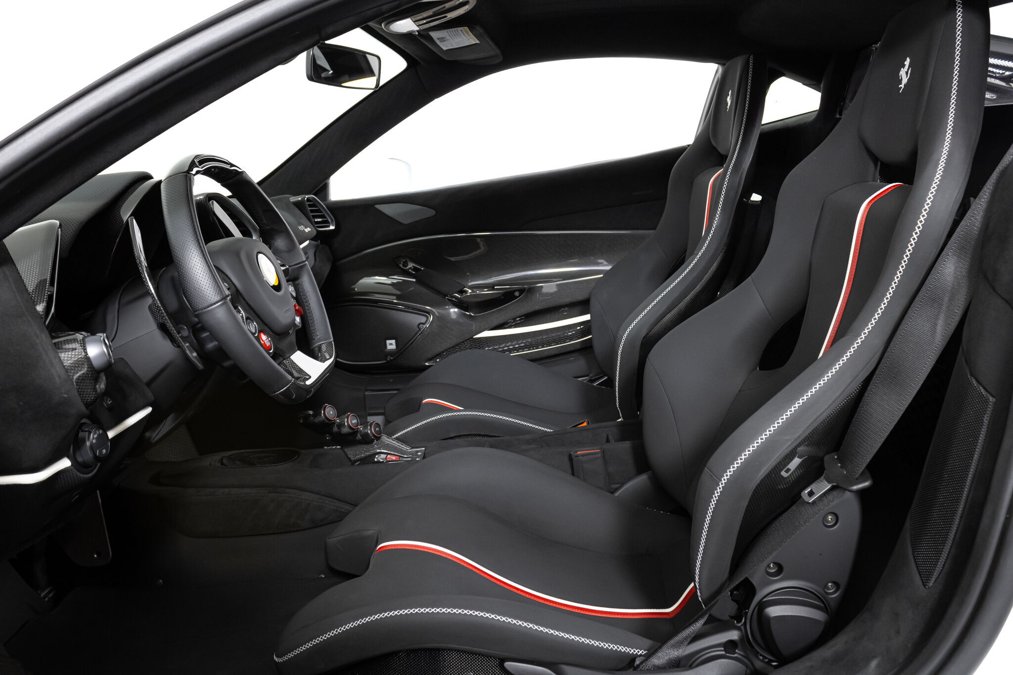 2020 Ferrari 488 Pista, 3/18