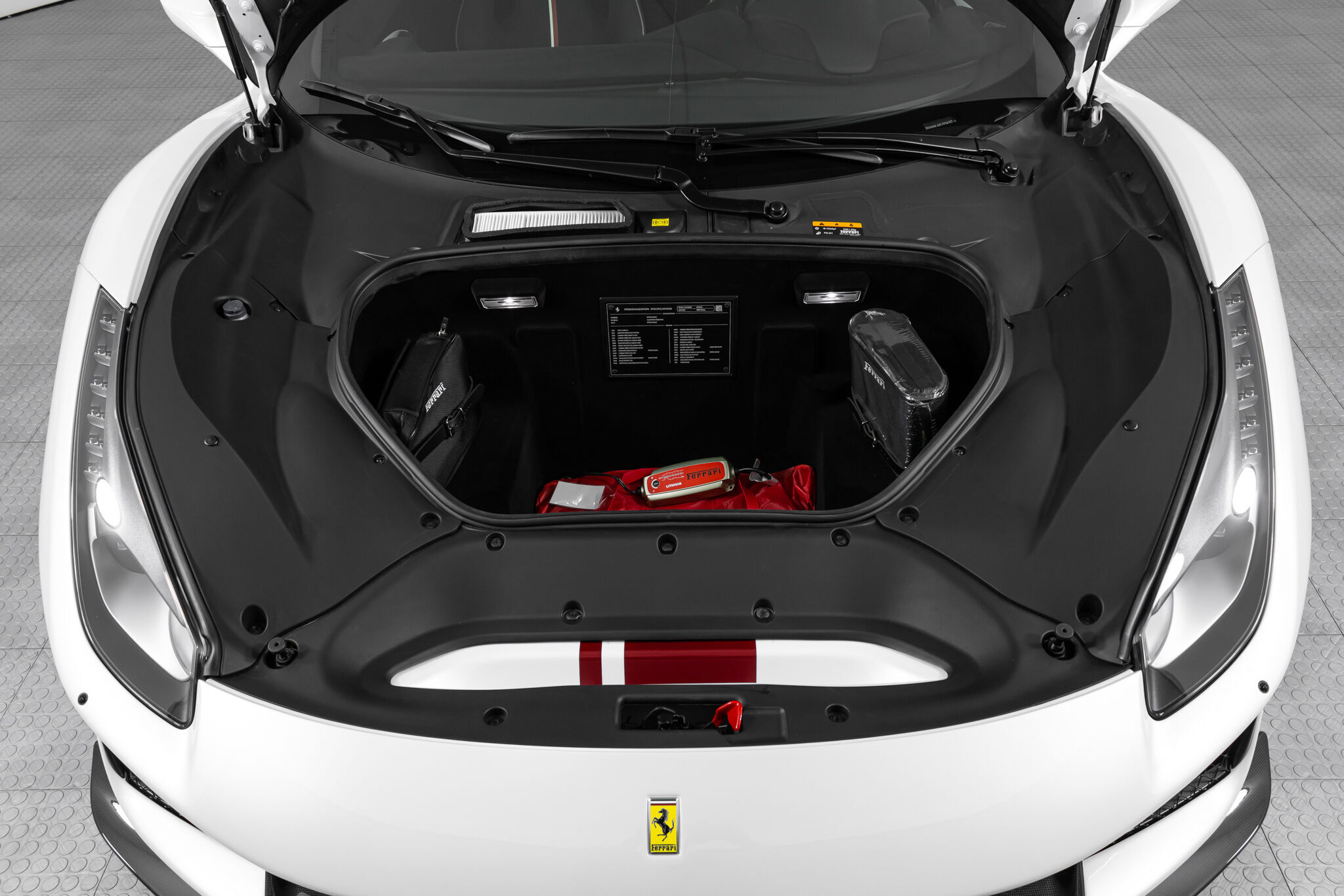 2020 Ferrari 488 Pista, 5/18