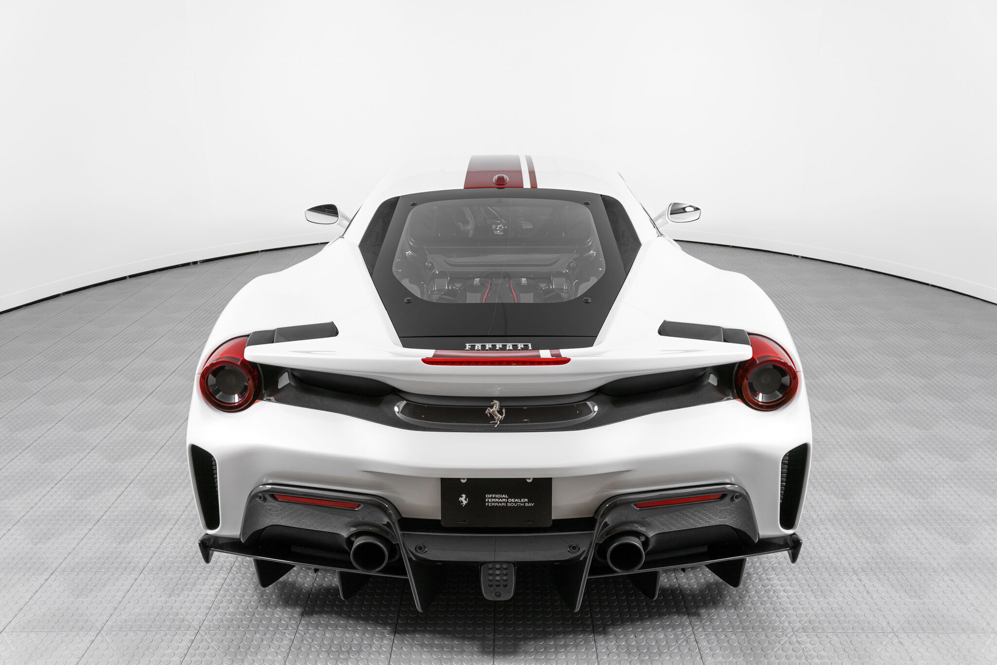 2020 Ferrari 488 Pista, 9/18