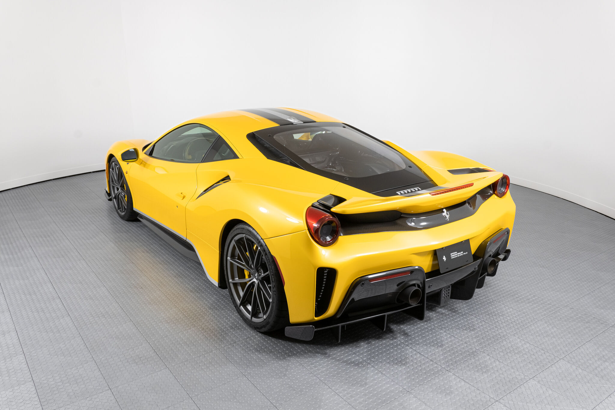 2020 Ferrari 488 Pista, 3/18