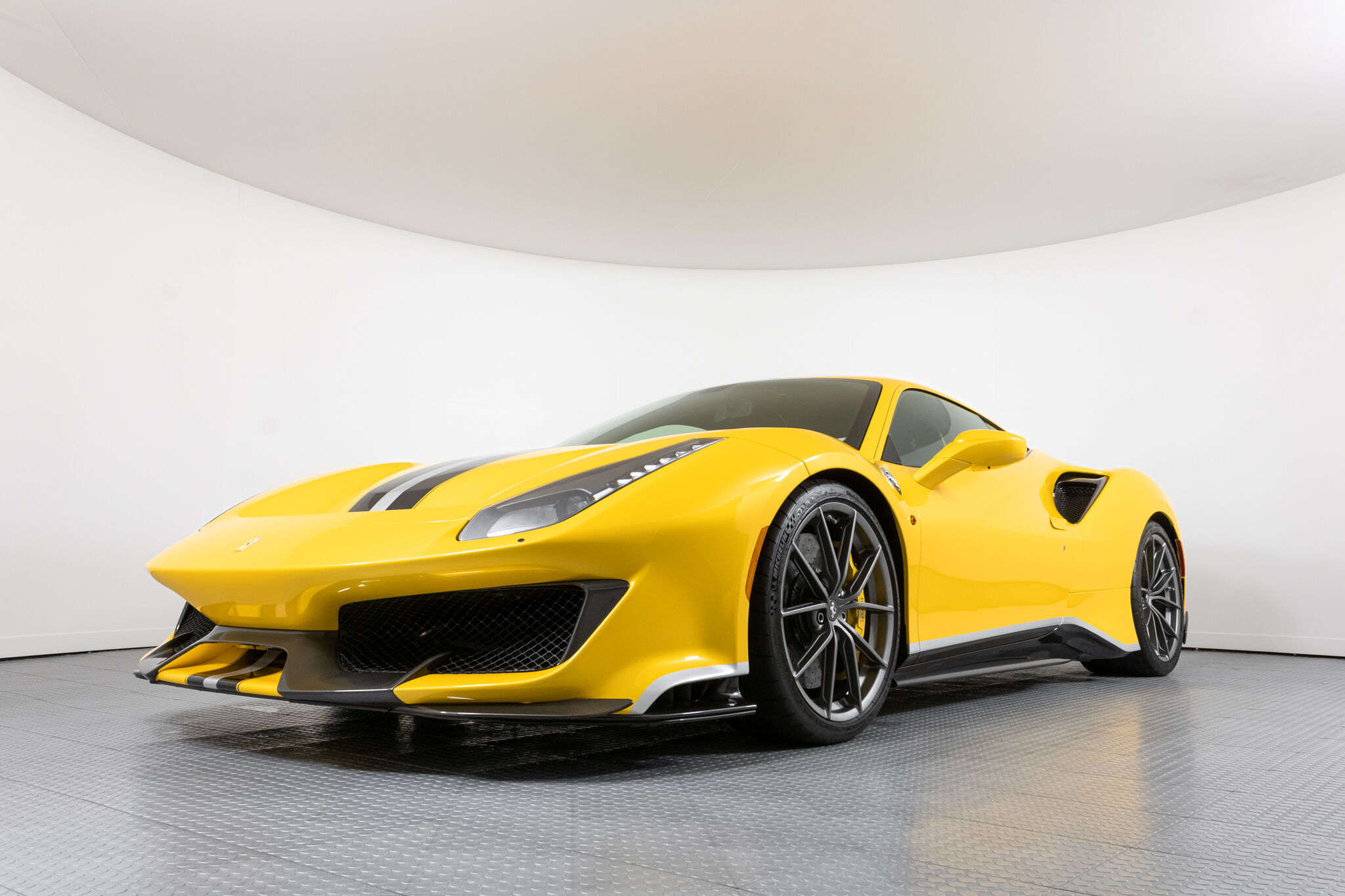 2020 Ferrari 488 Pista, 12/18