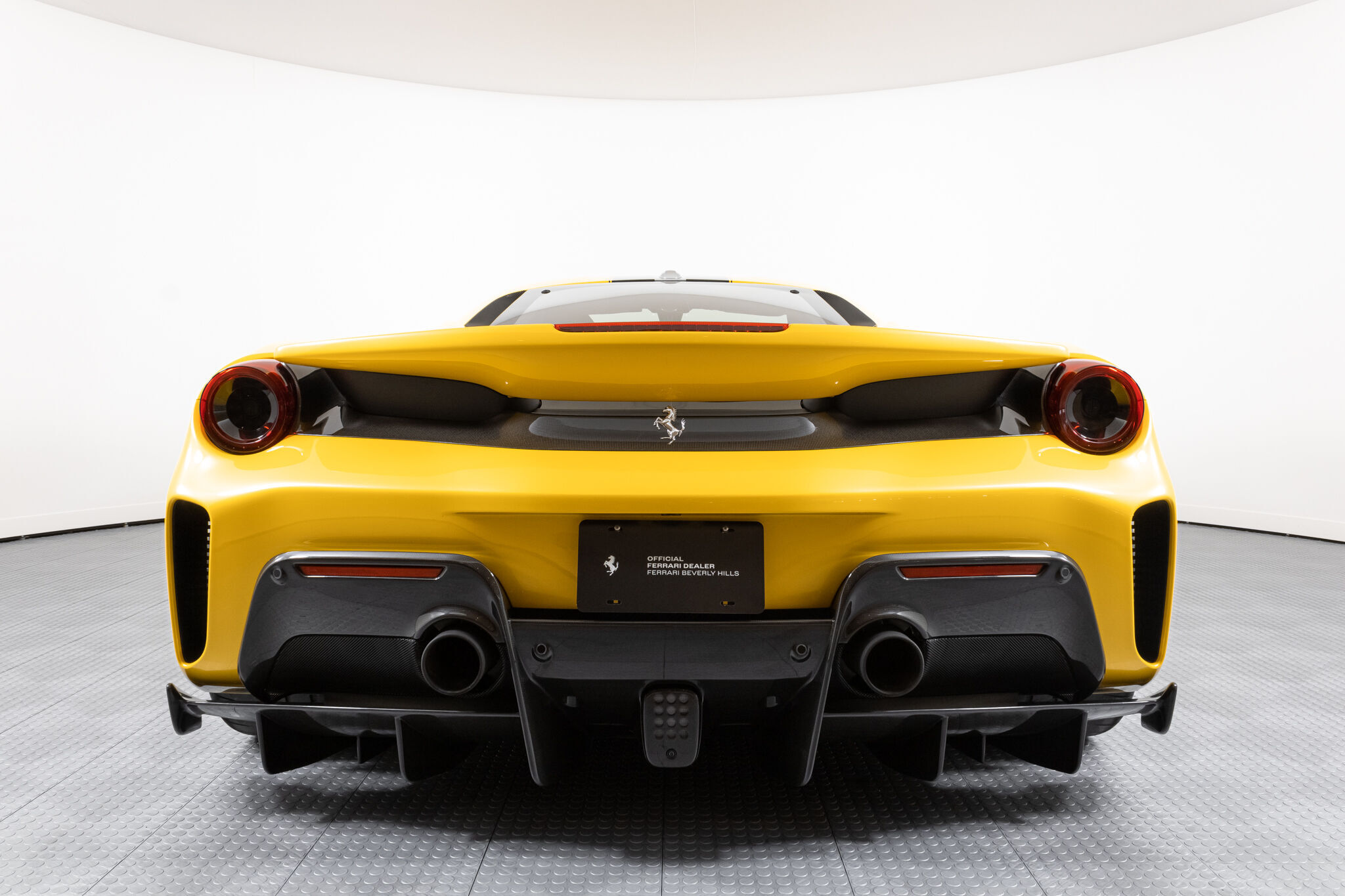 2020 Ferrari 488 Pista, 13/18