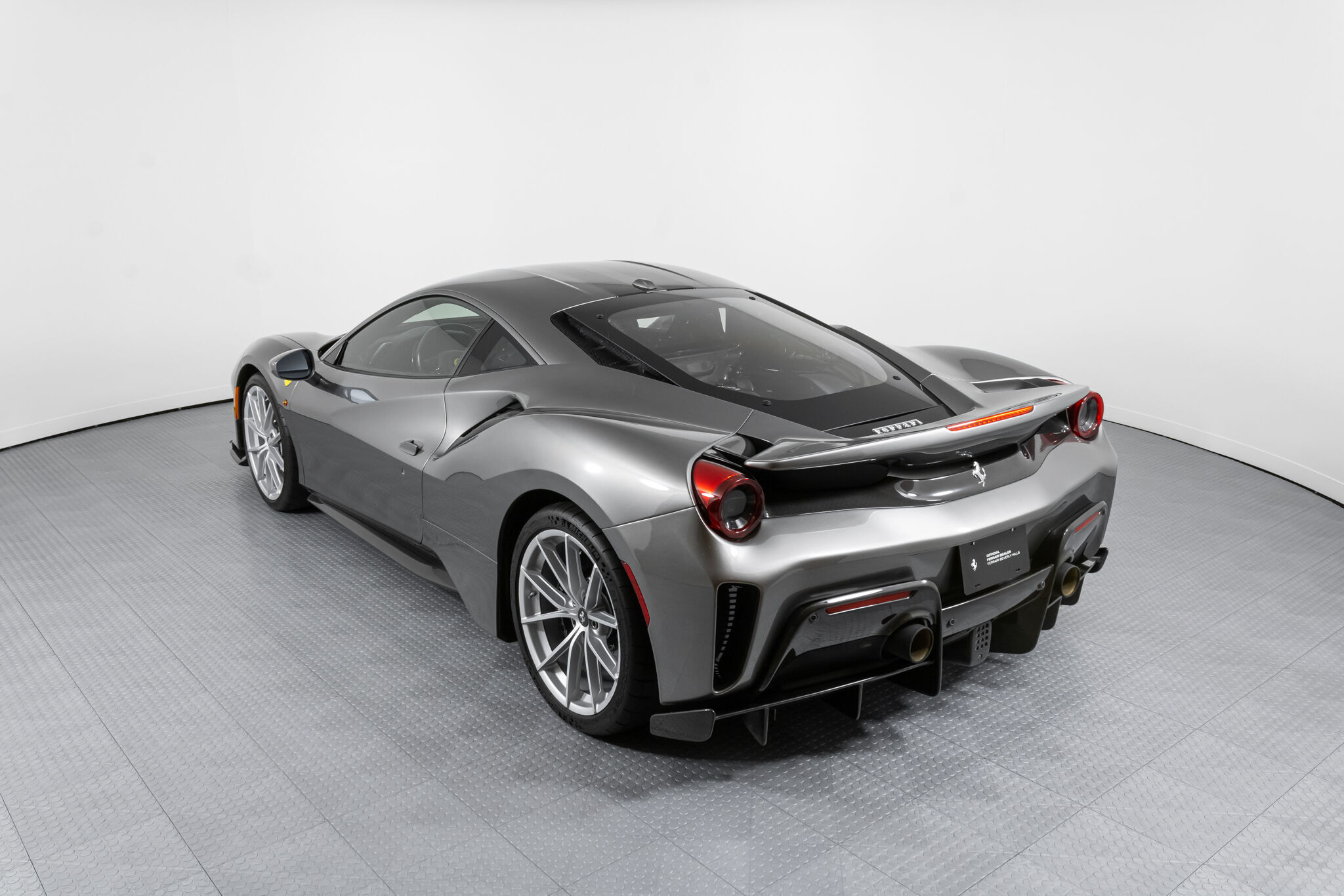 2019 Ferrari 488 Pista, 8/16