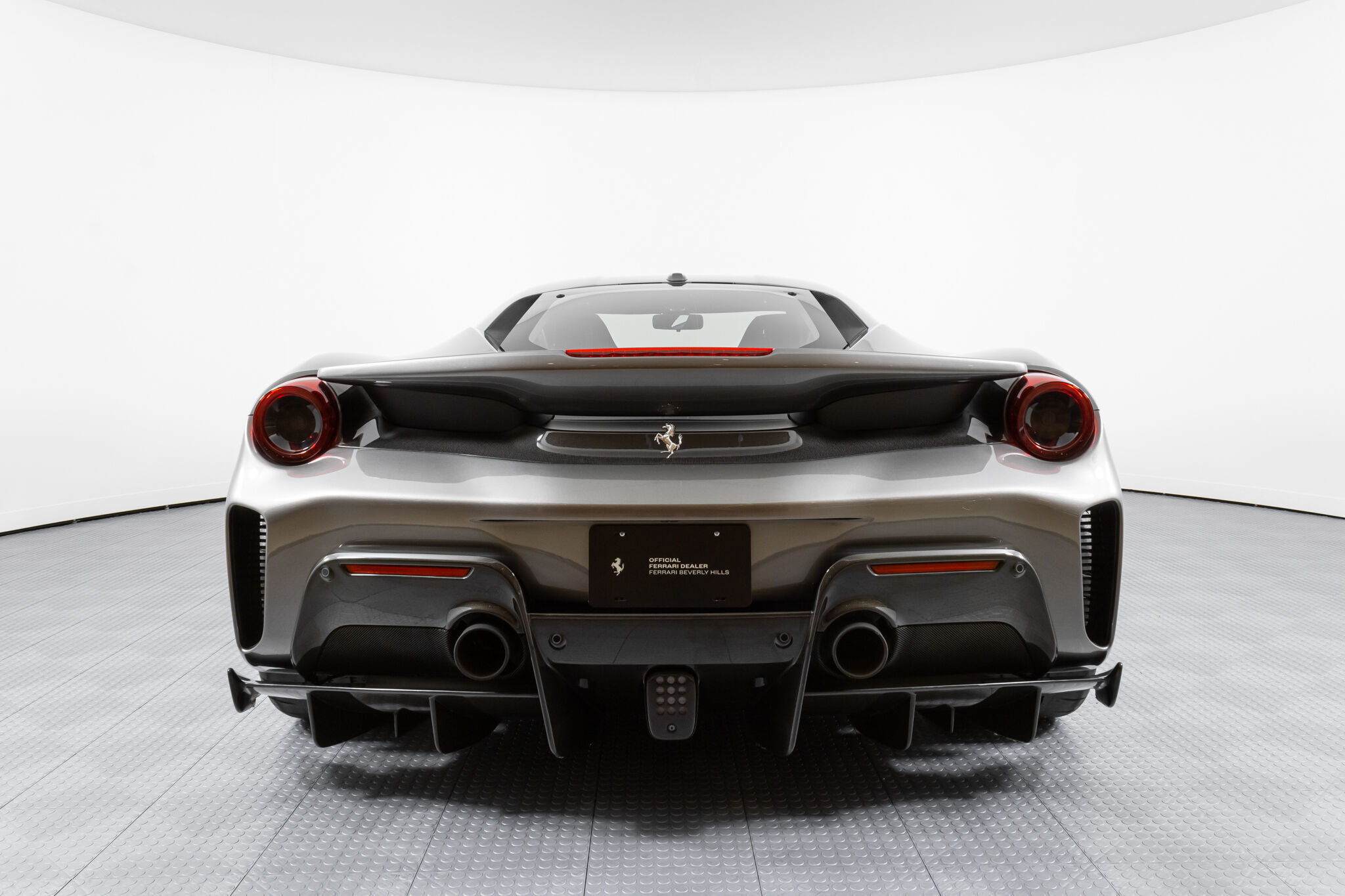 2019 Ferrari 488 Pista, 12/16