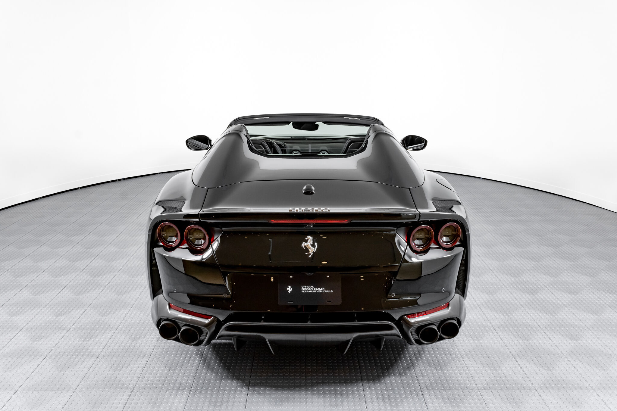 2022 Ferrari 812 GTS, 7/14