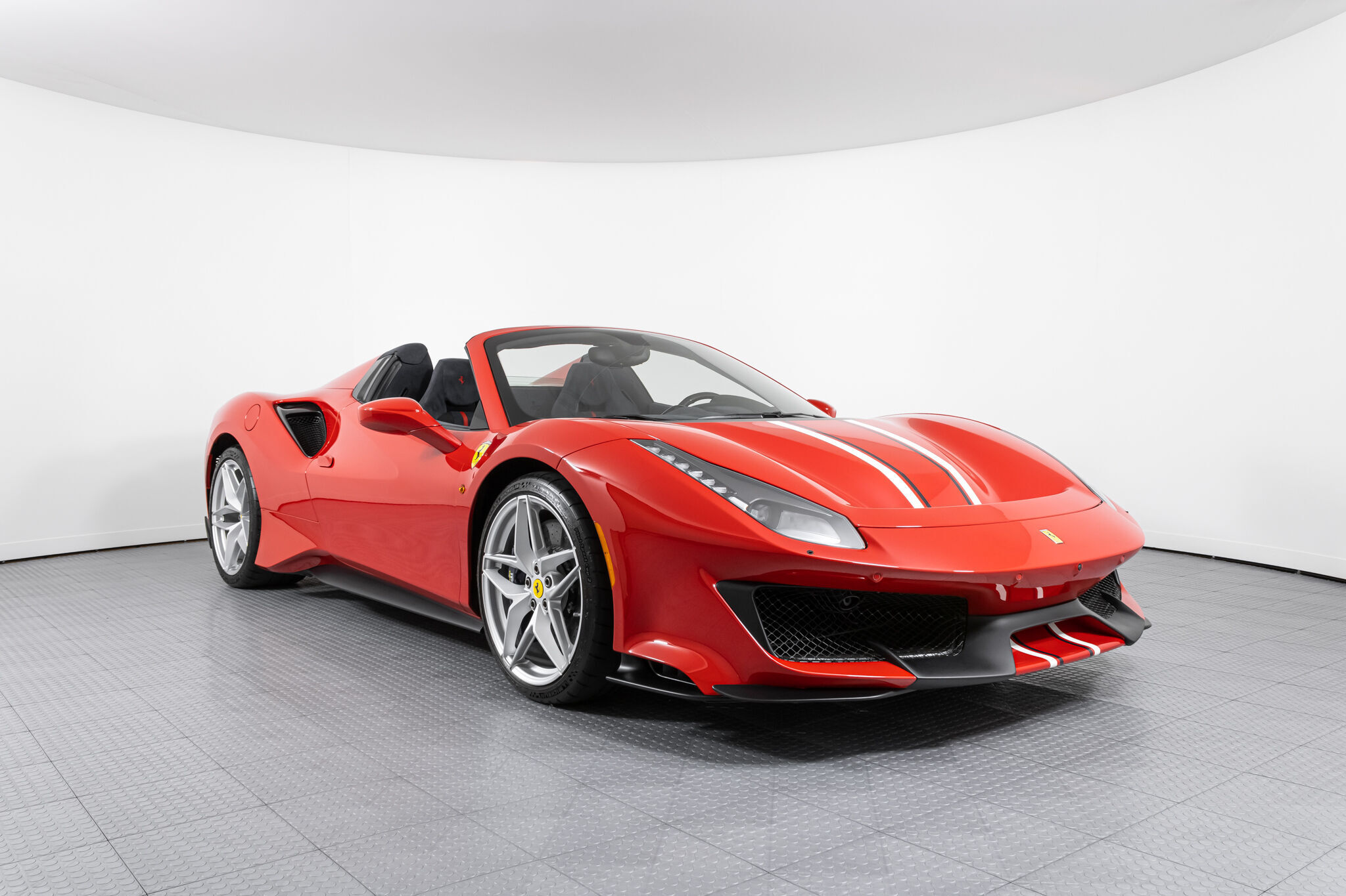 2020 Ferrari 488 Pista Spider, 13/17