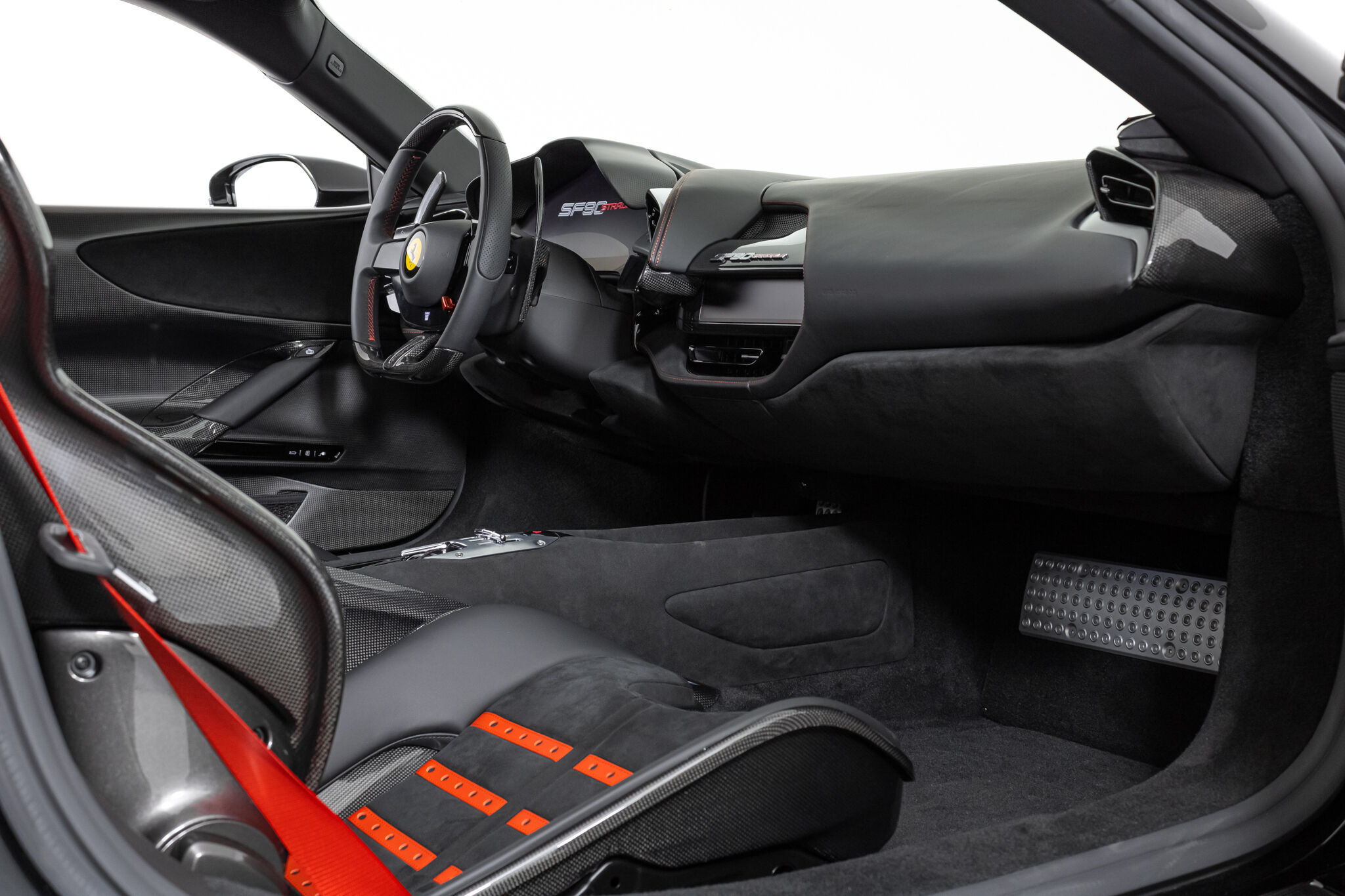 2022 Ferrari SF90 Stradale, 5/19