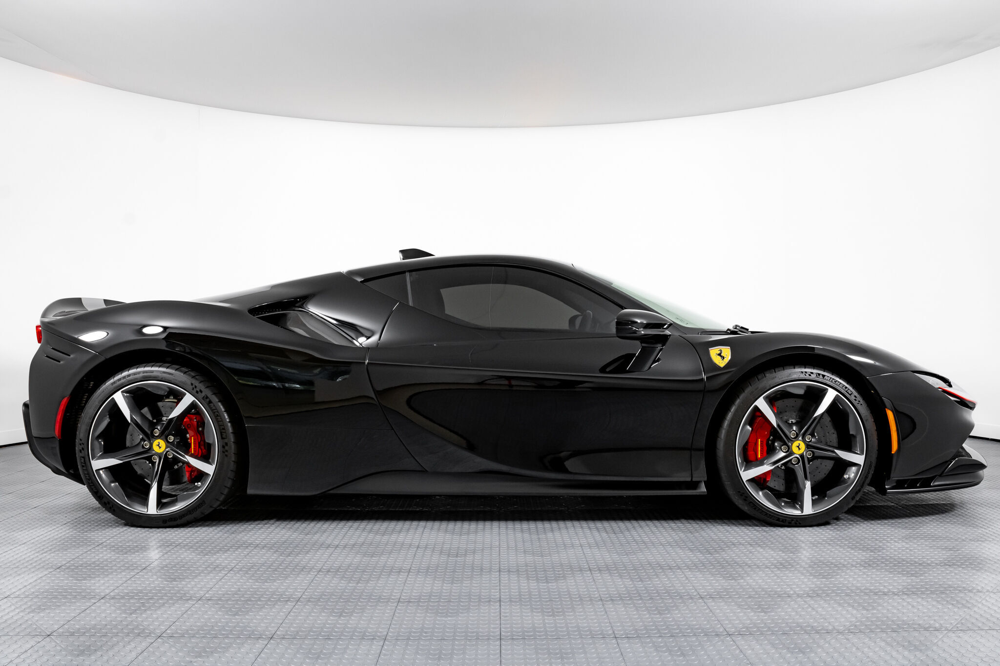 2022 Ferrari SF90 Stradale, 11/19