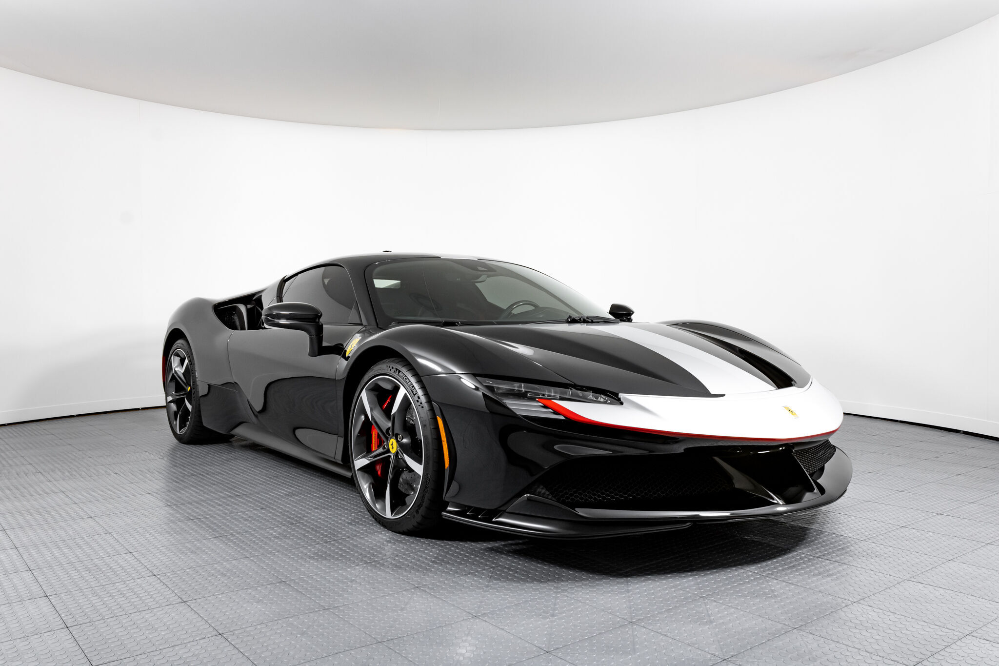 2022 Ferrari SF90 Stradale, 15/19