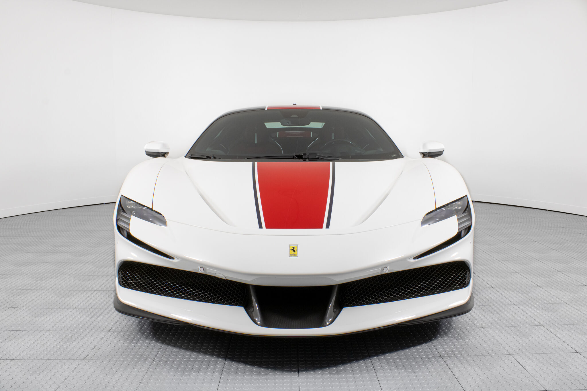 2022 Ferrari SF90 Stradale, 16/20