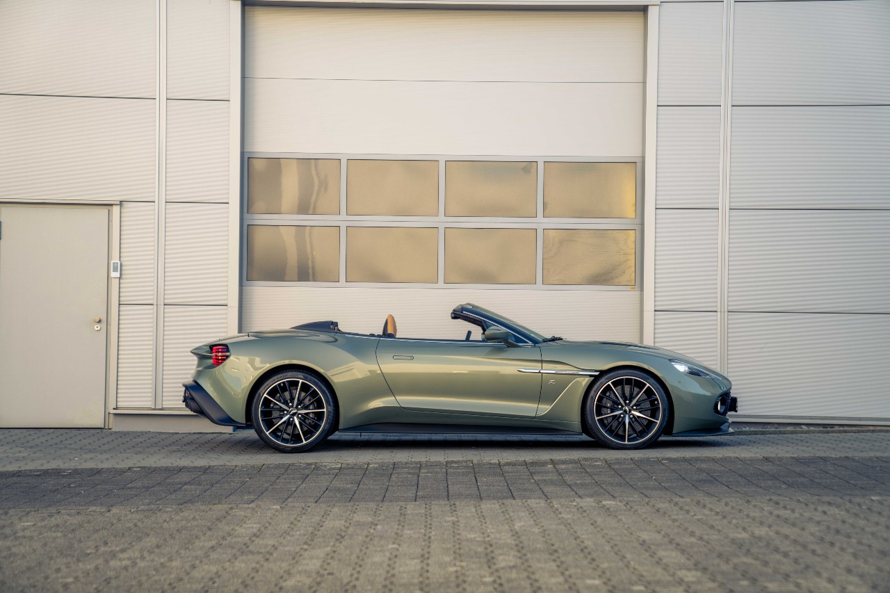 2018 Aston Martin Vanquish Zagato Volante, 3/11