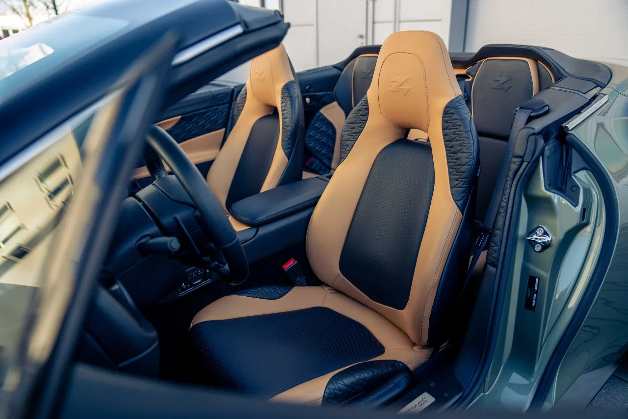 2018 Aston Martin Vanquish Zagato Volante interior, seats