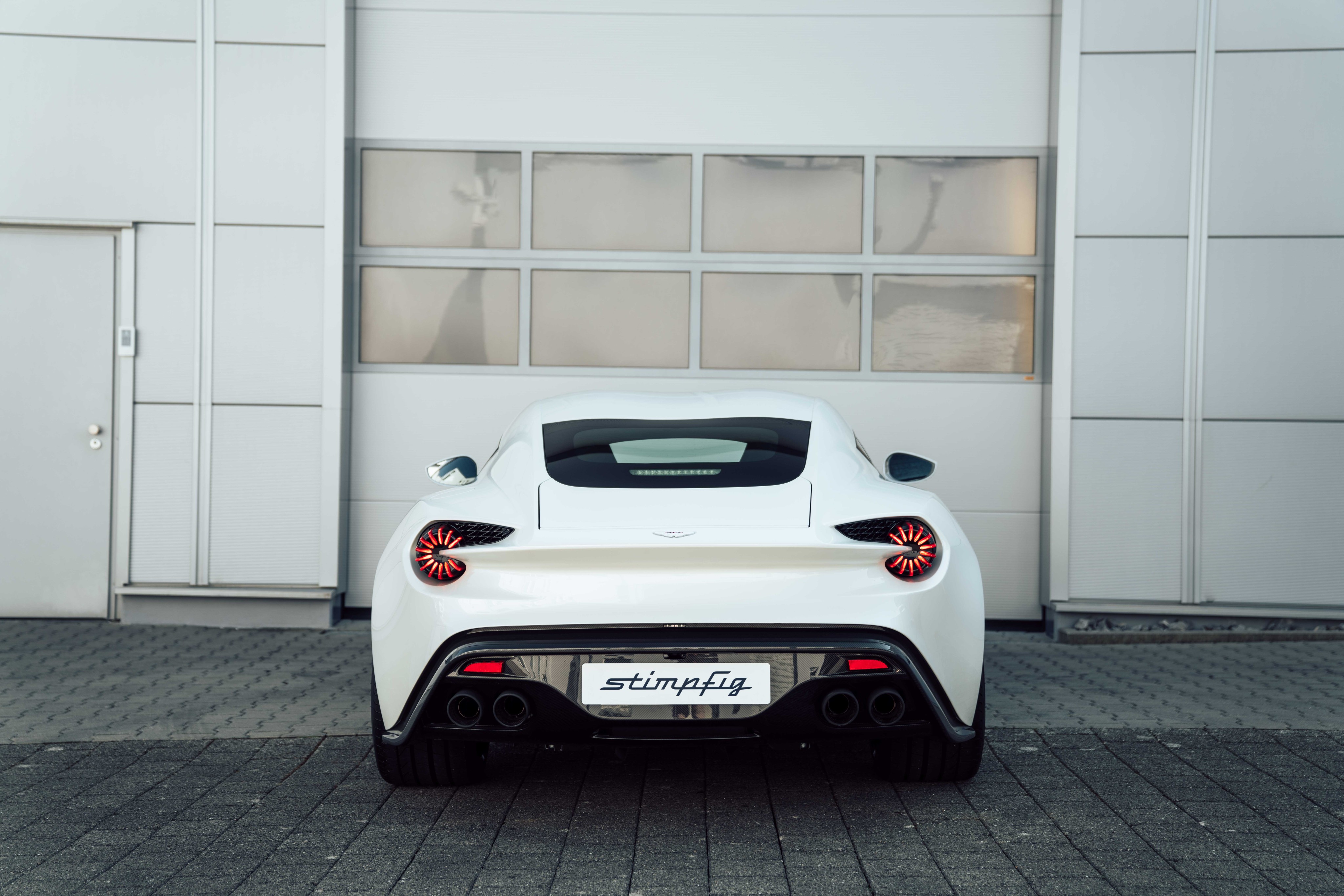 2017 Aston Martin Vanquish Zagato Coupé, 6/13