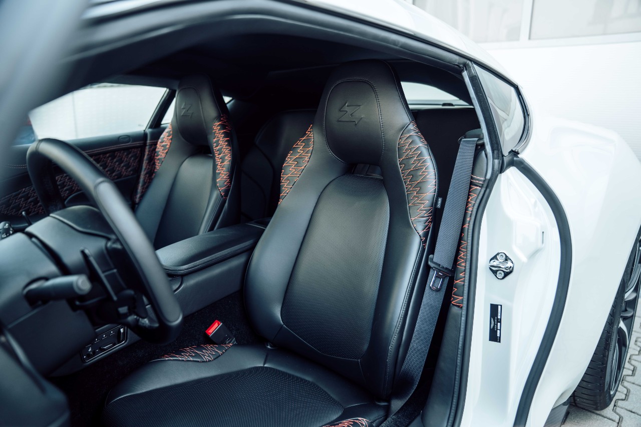 2017 Aston Martin Vanquish Zagato Coupé, 10/13