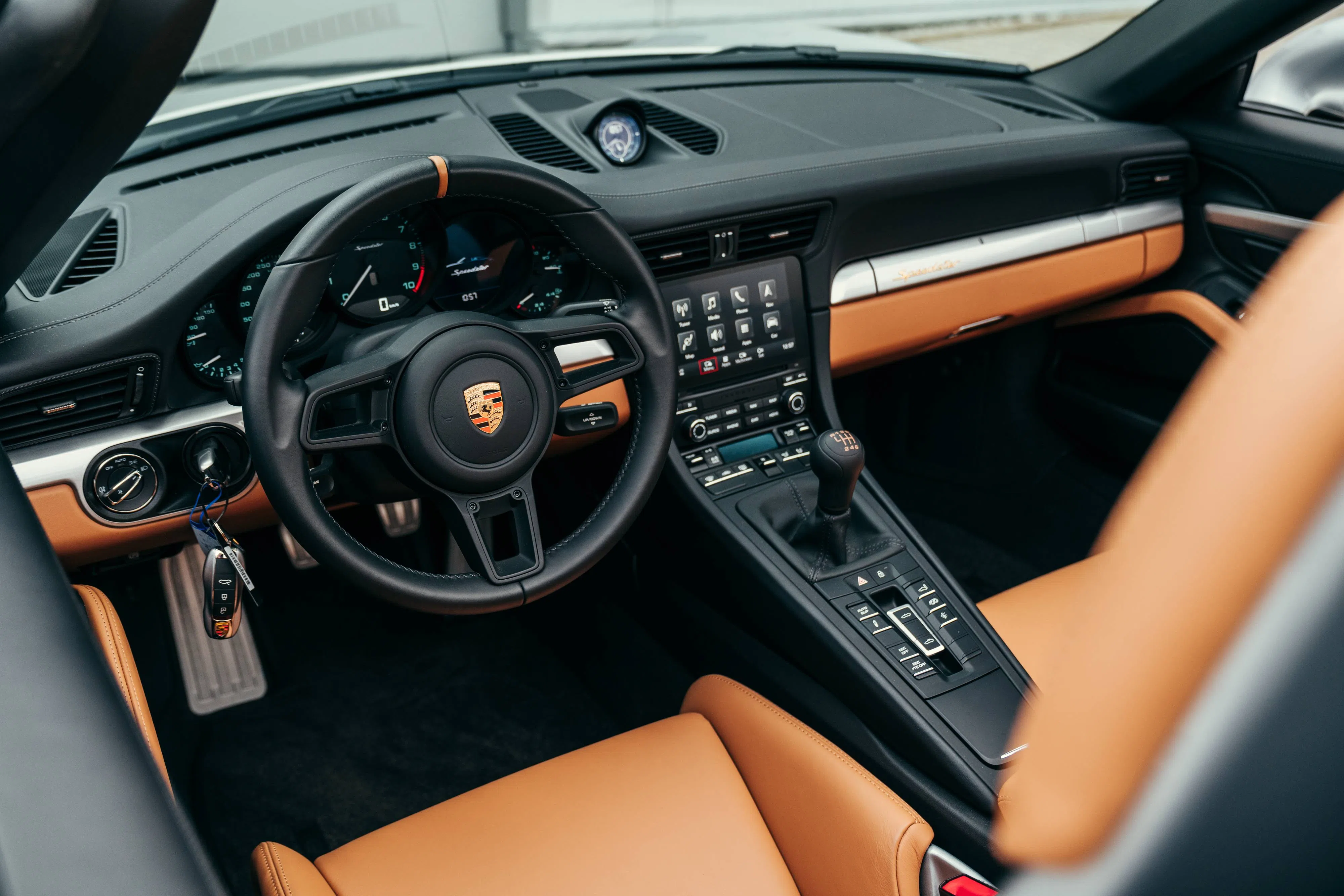 2019 Porsche 991 Speedster interior, dashboard