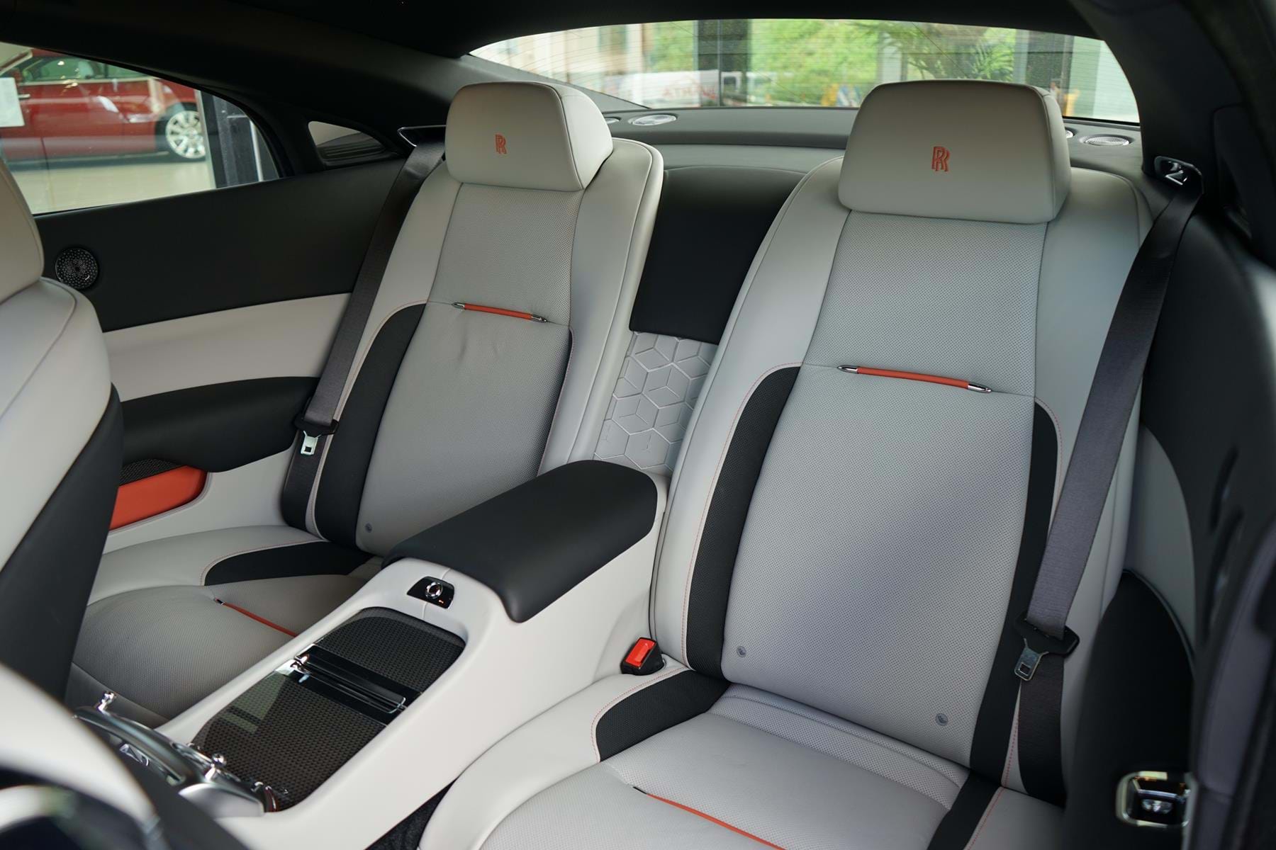 2018 Rolls-Royce Wraith Special Commission Nebula, 23/25