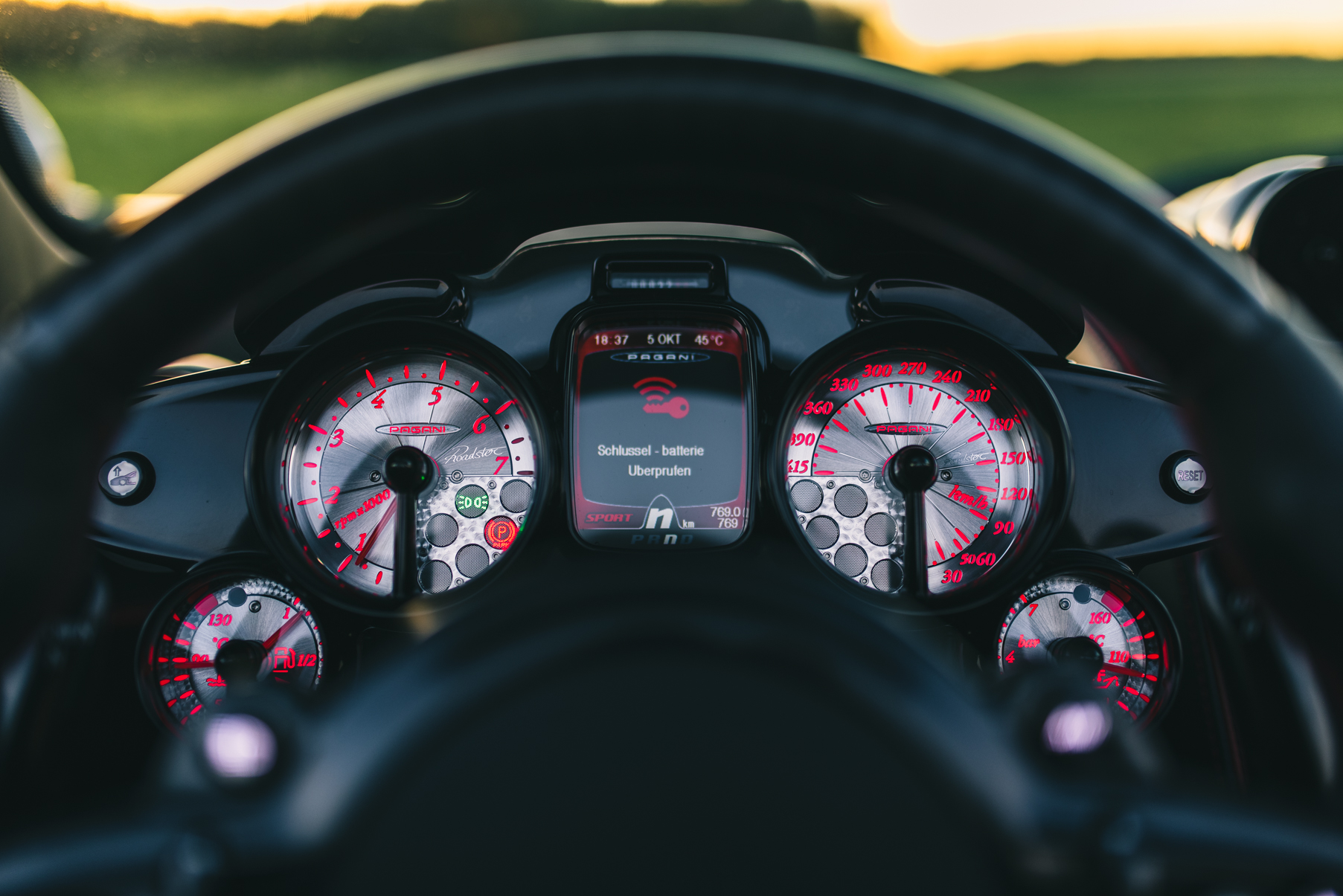 2020 Pagani Huayra Roadster, 3/17