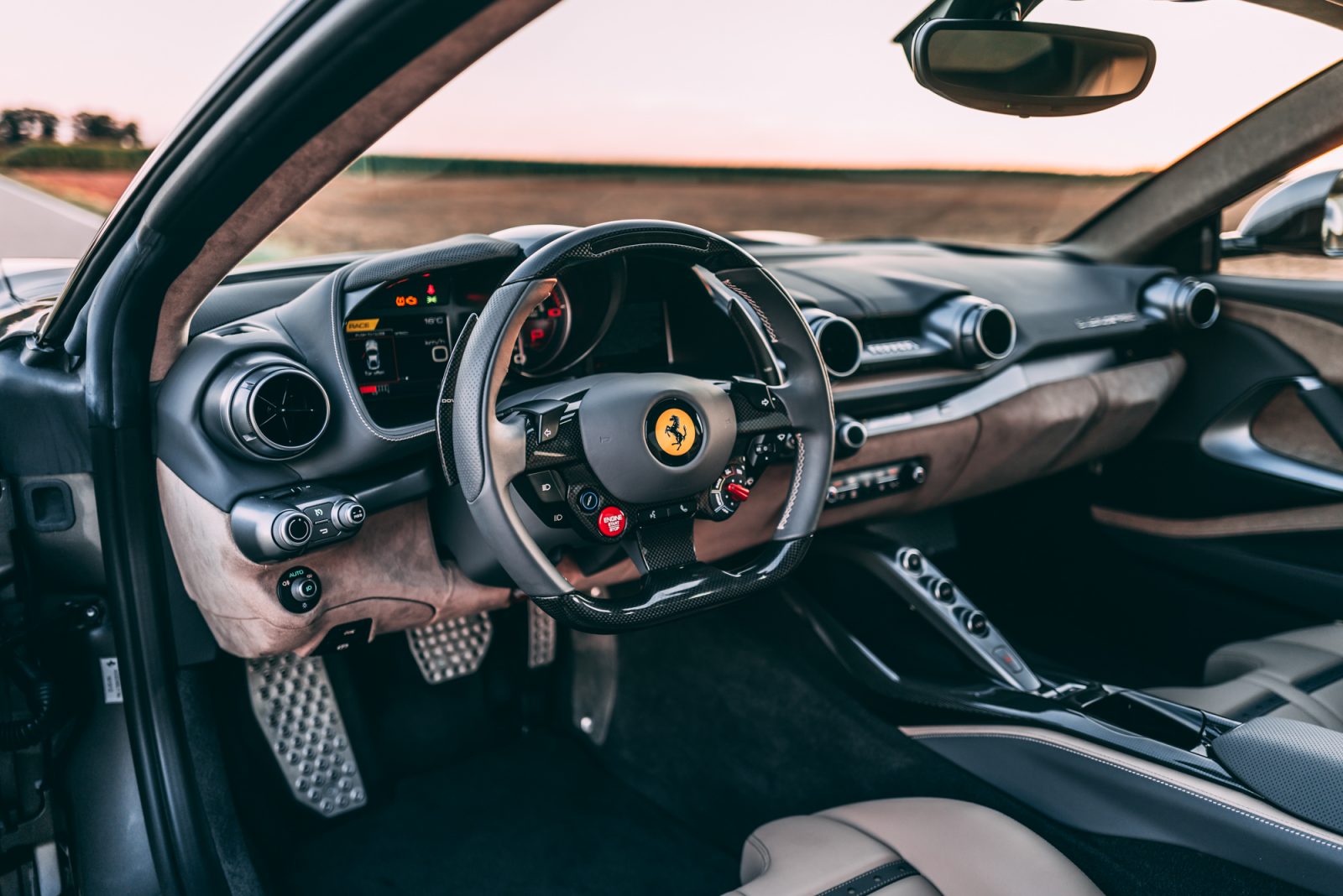 2018 Ferrari 812 Superfast, 8/17