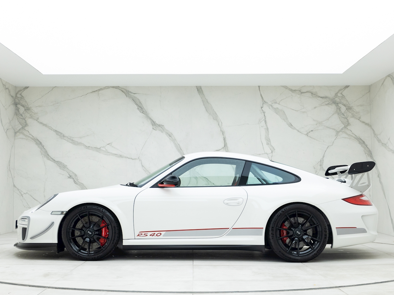 2011 Porsche 911 GT3 RS 4.0, 2/20