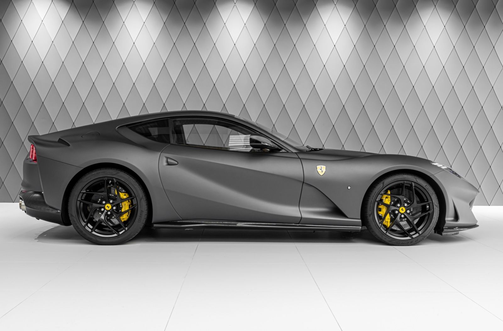2019 Ferrari 812 Superfast, 3/20