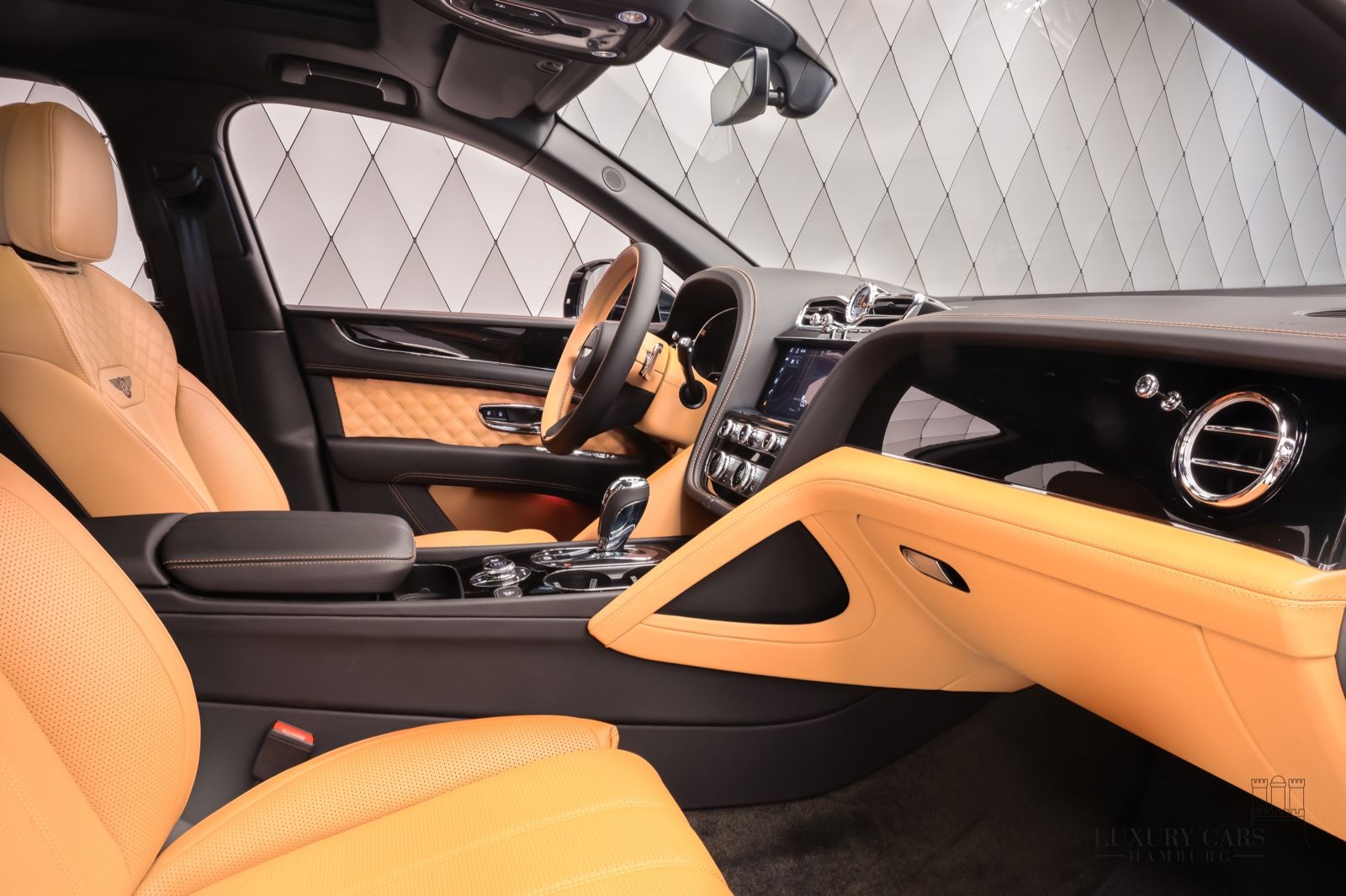 2022 Bentley Bentayga V8, 15/20