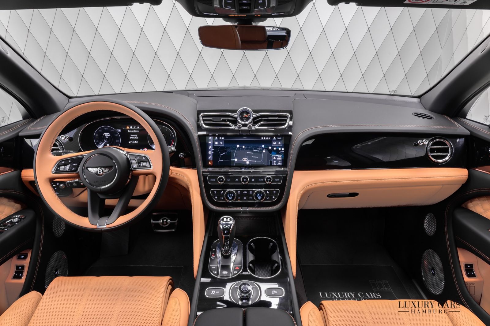 2022 Bentley Bentayga V8, 18/20