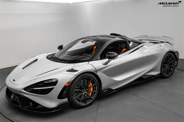 2021 McLaren 765LT Base, 3/20