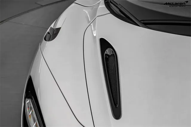 2021 McLaren 765LT Base, 5/20