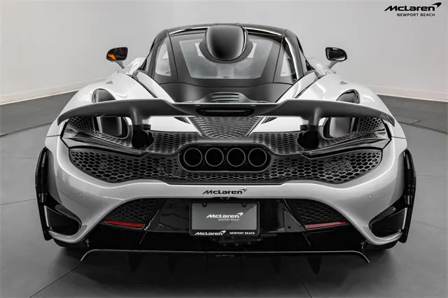 2021 McLaren 765LT Base, 14/20