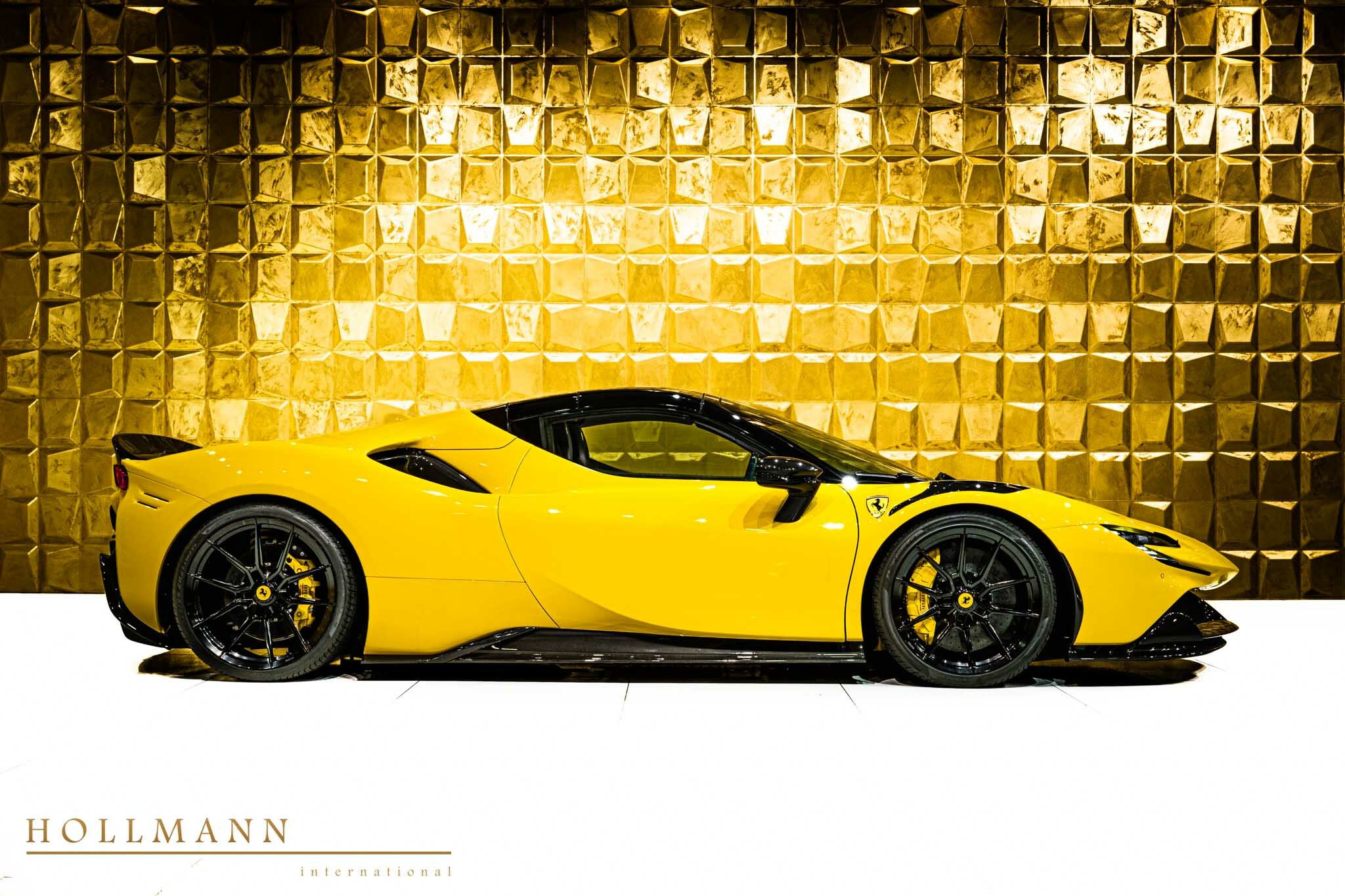 2022 Ferrari SF90 Spider by NOVITEC, 23/44
