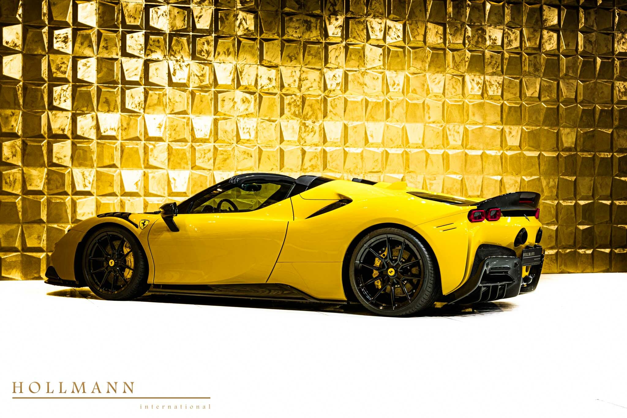 2022 Ferrari SF90 Spider by NOVITEC, 24/44