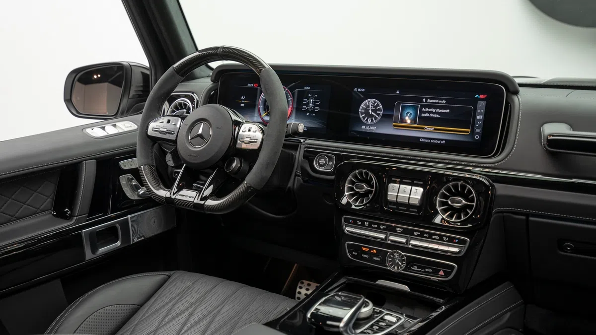 2022 BRABUS G 800 Widestar interior, dashboard