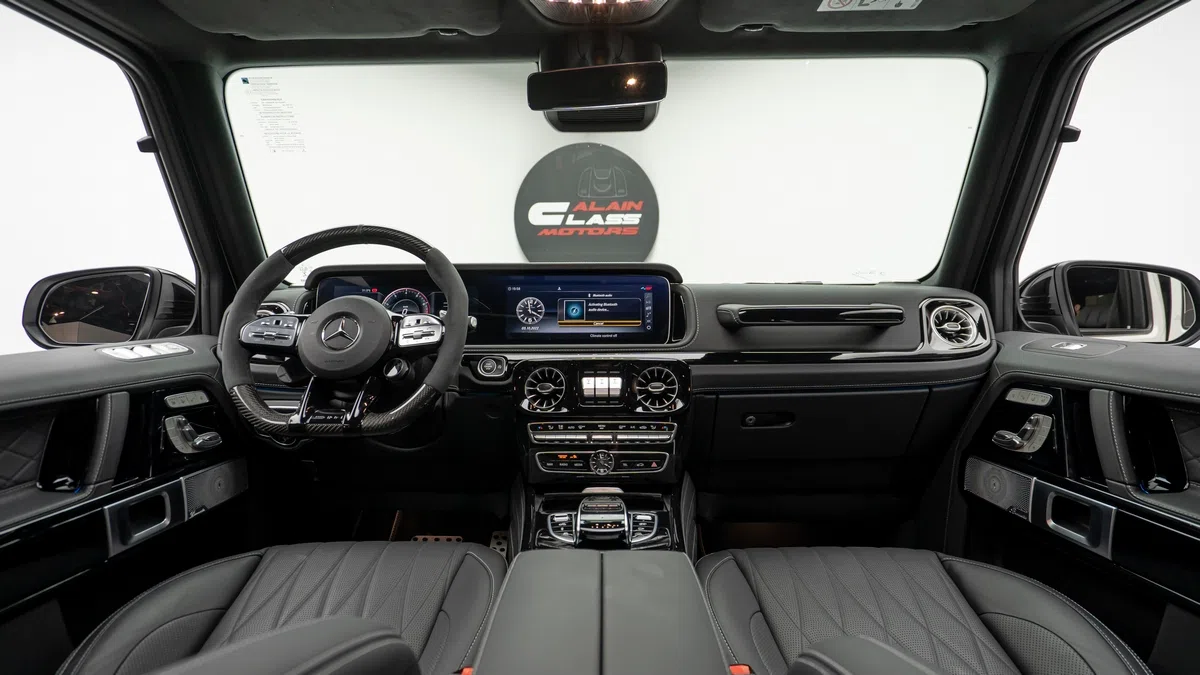 2022 BRABUS G 800 Widestar interior, dashboard