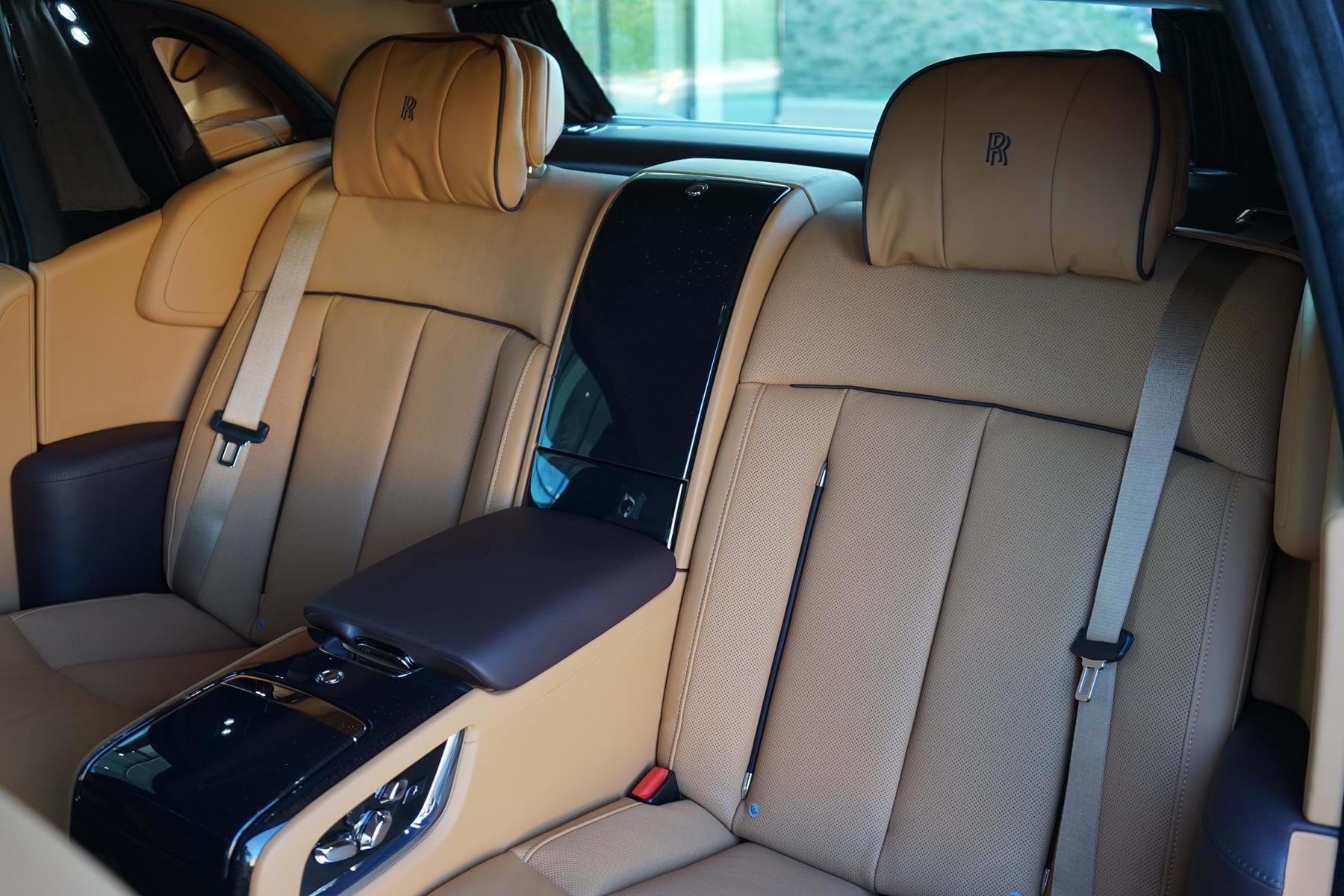 2019 Rolls-Royce Phantom VIII Extended Wheelbase, 8/20
