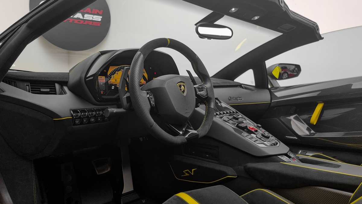 2016 Lamborghini Aventador SV Roadster – 1 of 500, 5/19