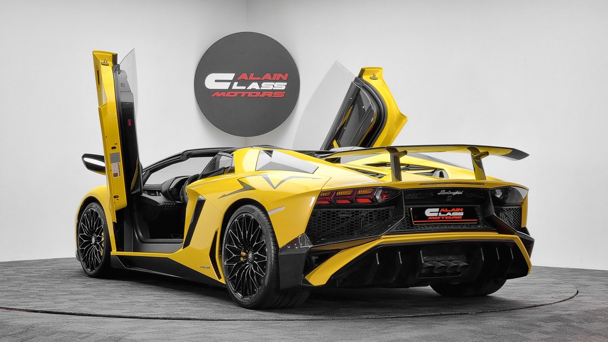 2016 Lamborghini Aventador SV Roadster – 1 of 500, 12/19